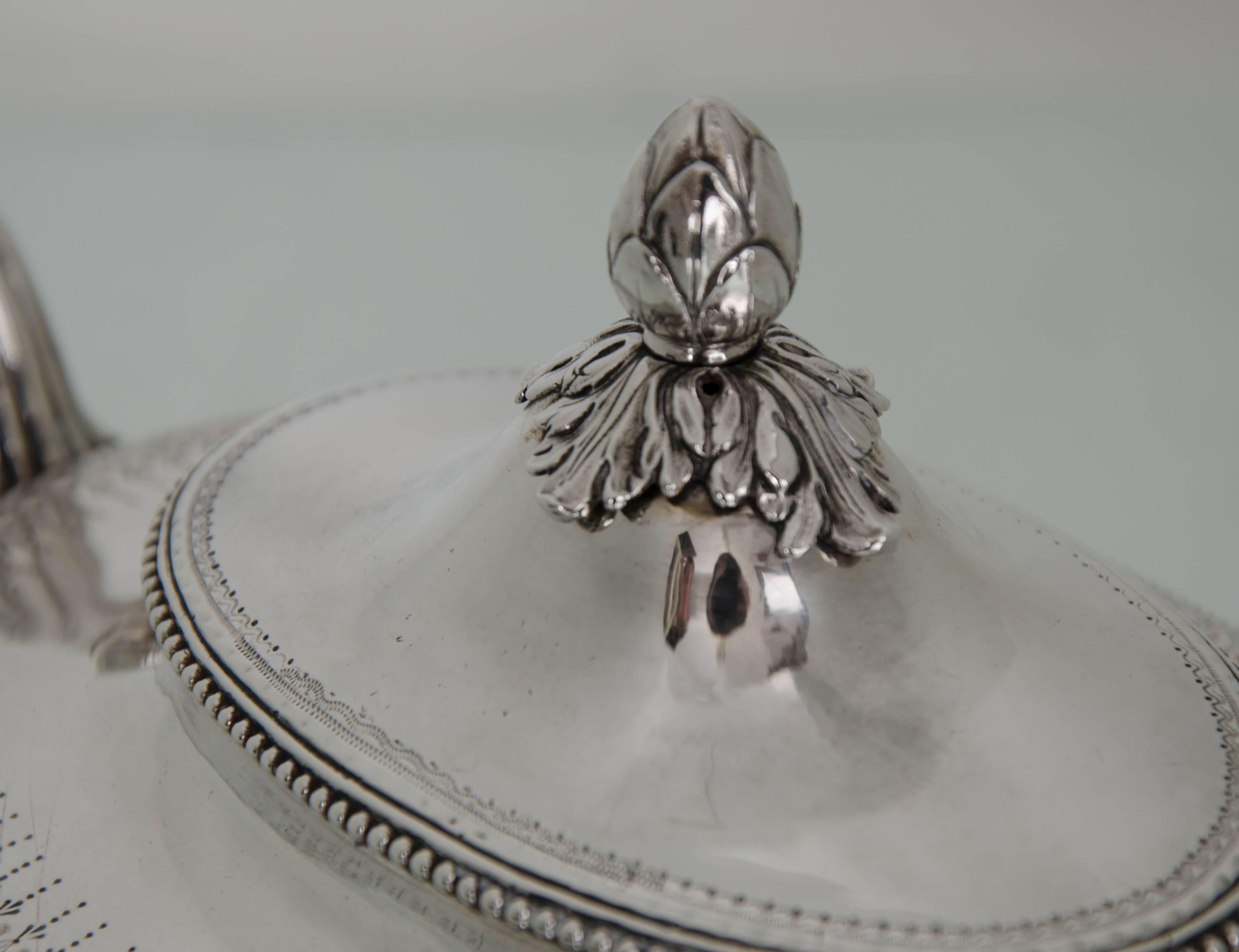 Hand-Crafted Suite of Four Georgian Century Silver Sauce Tureens London 1777 Andrew Fogelberg For Sale