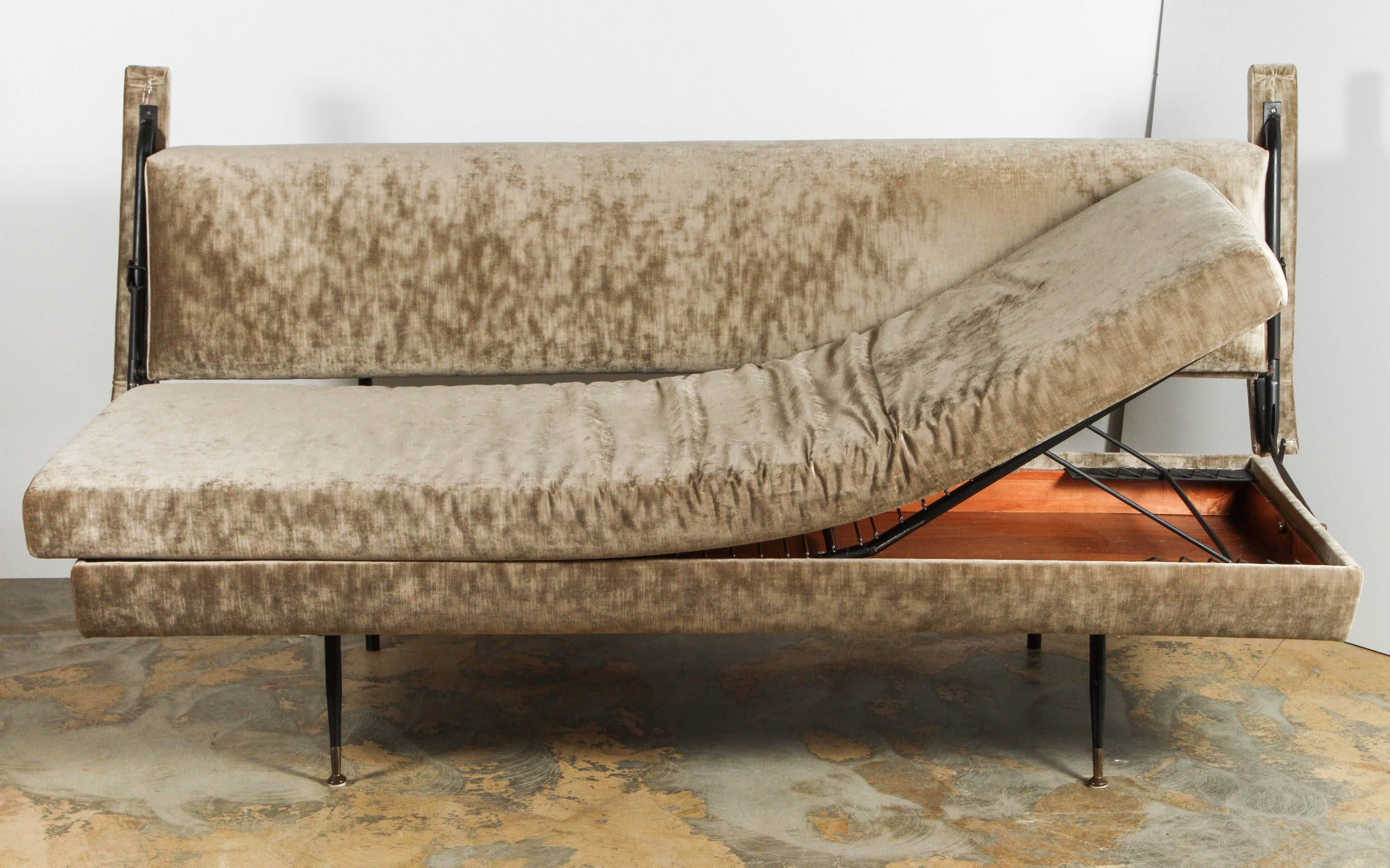 Metal Italian Sofa and Daybed in Style of Osvaldo Borsani For Sale