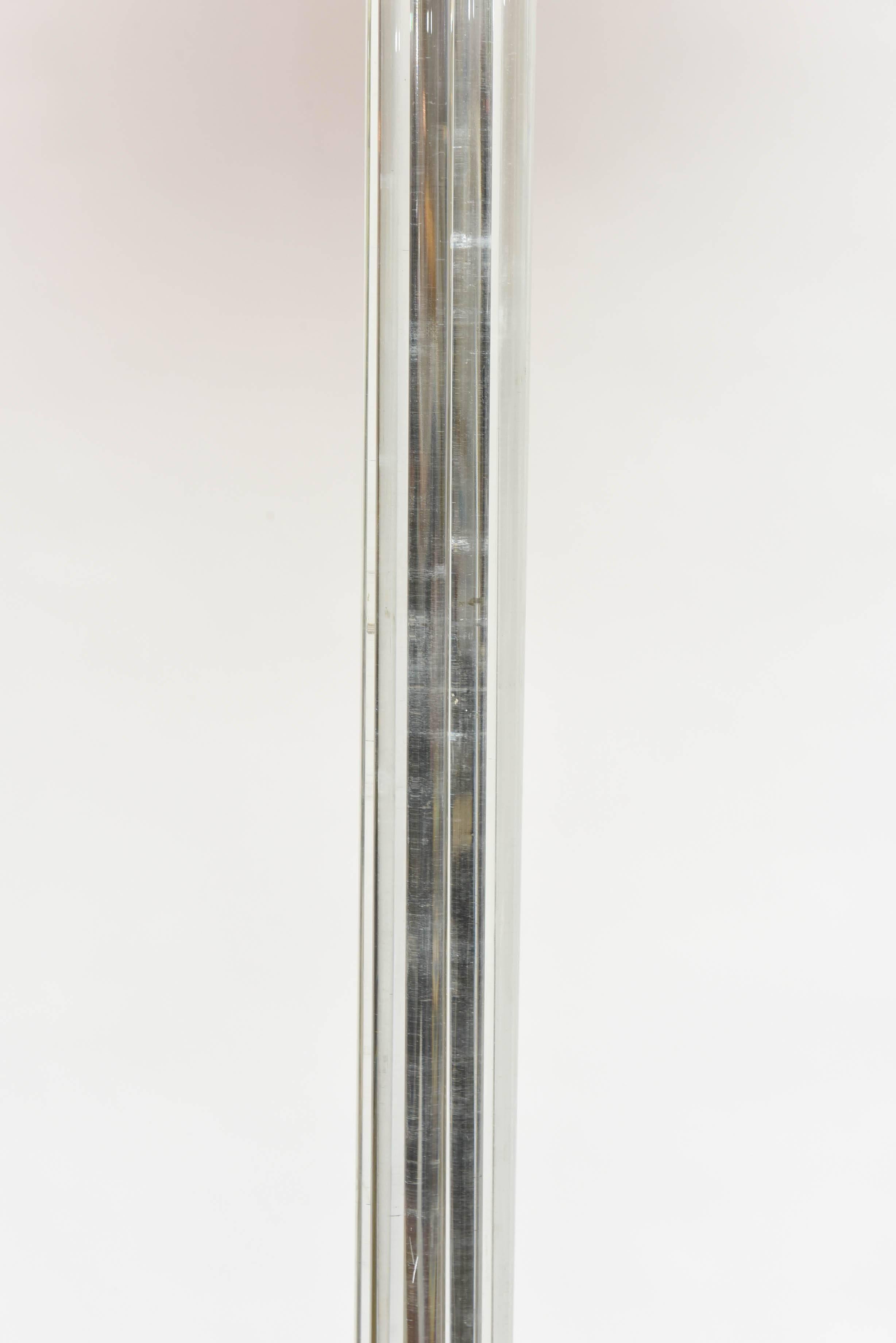 Chrome and Glass Art Deco Floor Lamp In Good Condition In West Palm Beach, FL