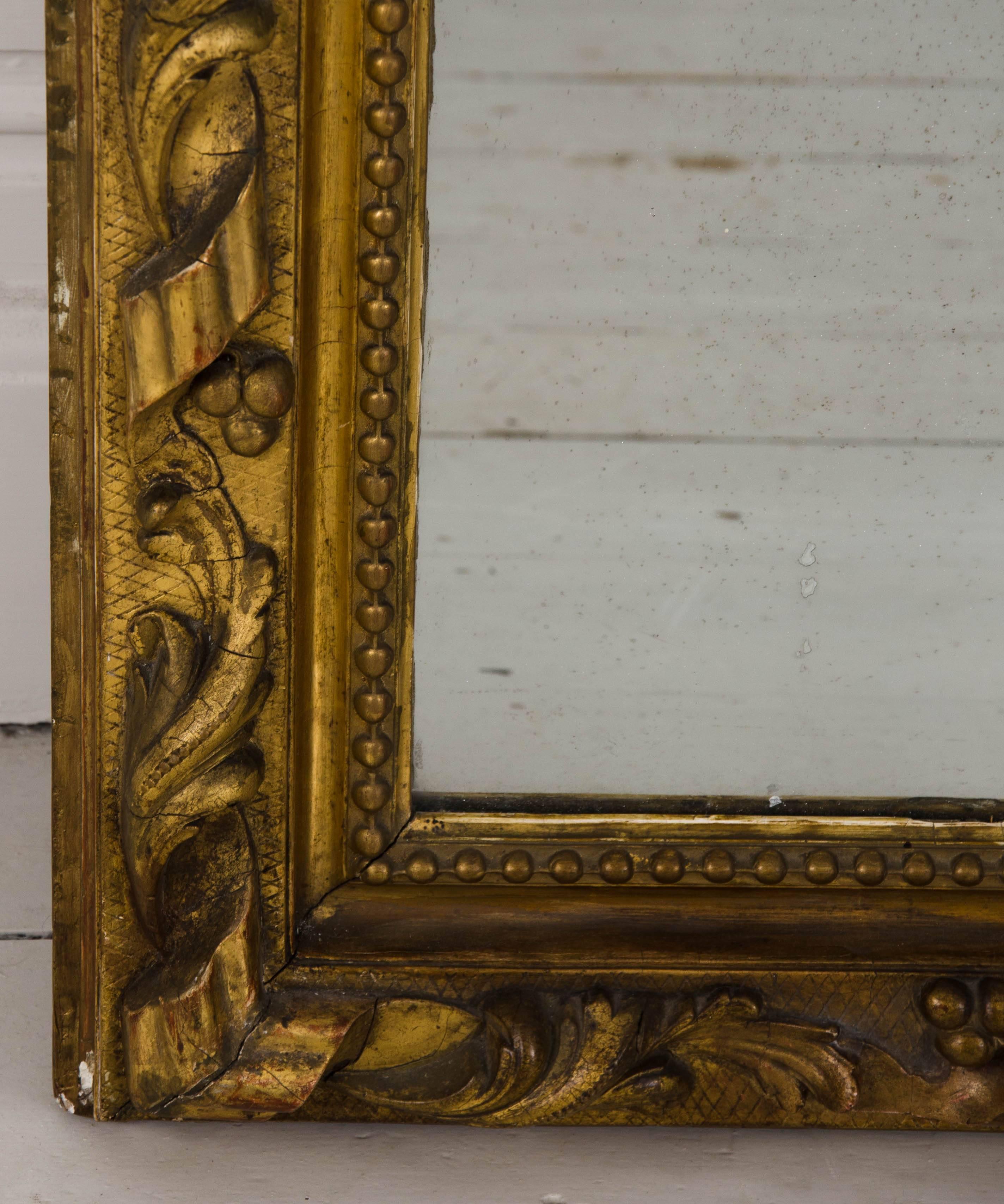 British Large Victorian Overmantel Gilded Mirror with Ornate Decoration For Sale
