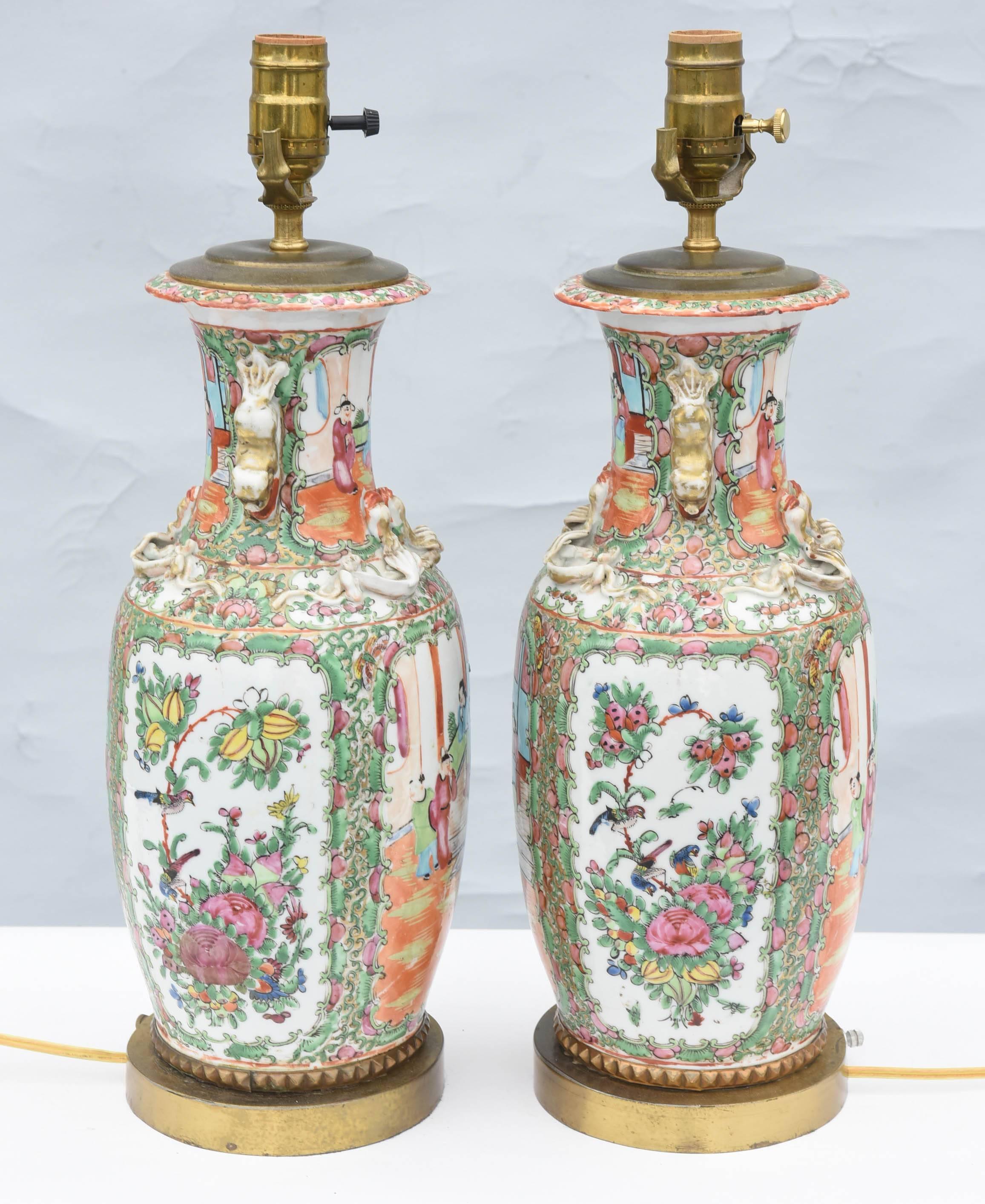 Pair of 19th Century Chinese Export Rose Mandarin Vase Lamps 1