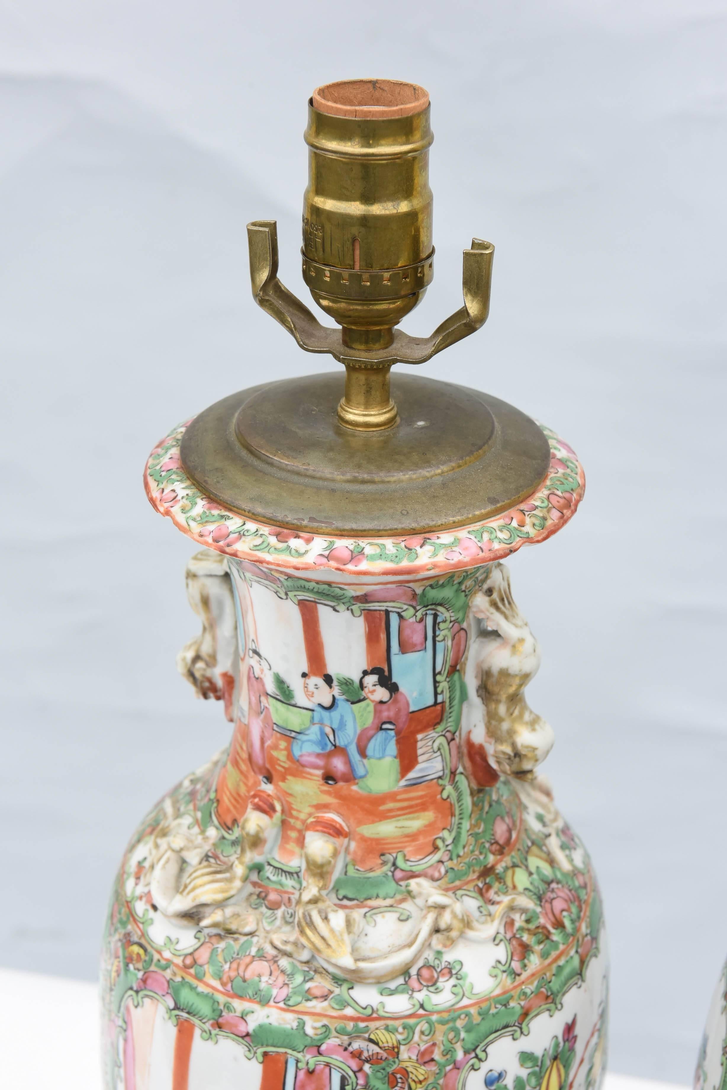 Pair of 19th Century Chinese Export Rose Mandarin Vase Lamps 2