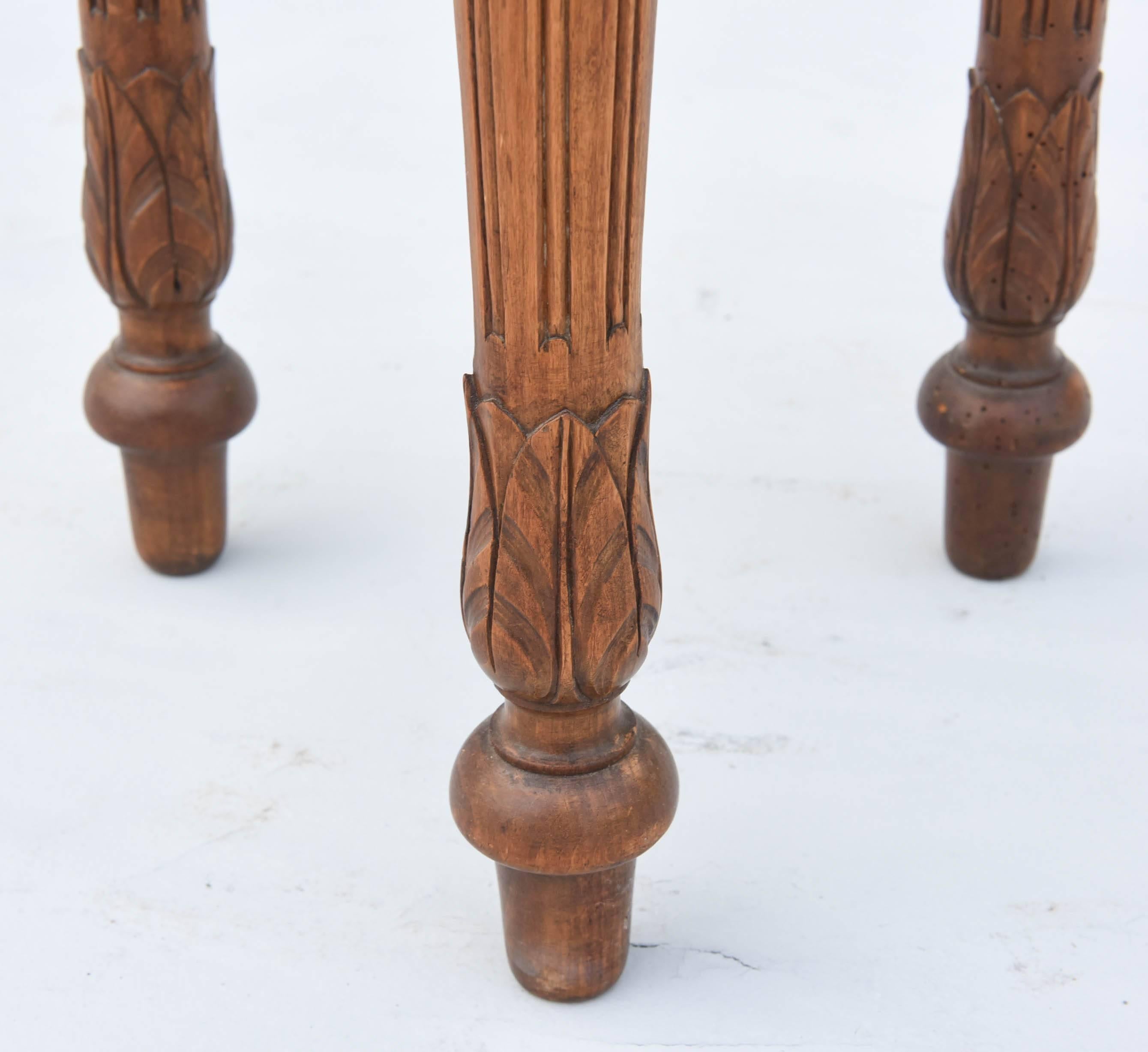 Hand-Carved Well-carved Walnut 19th Century Accent Table with Marble Top