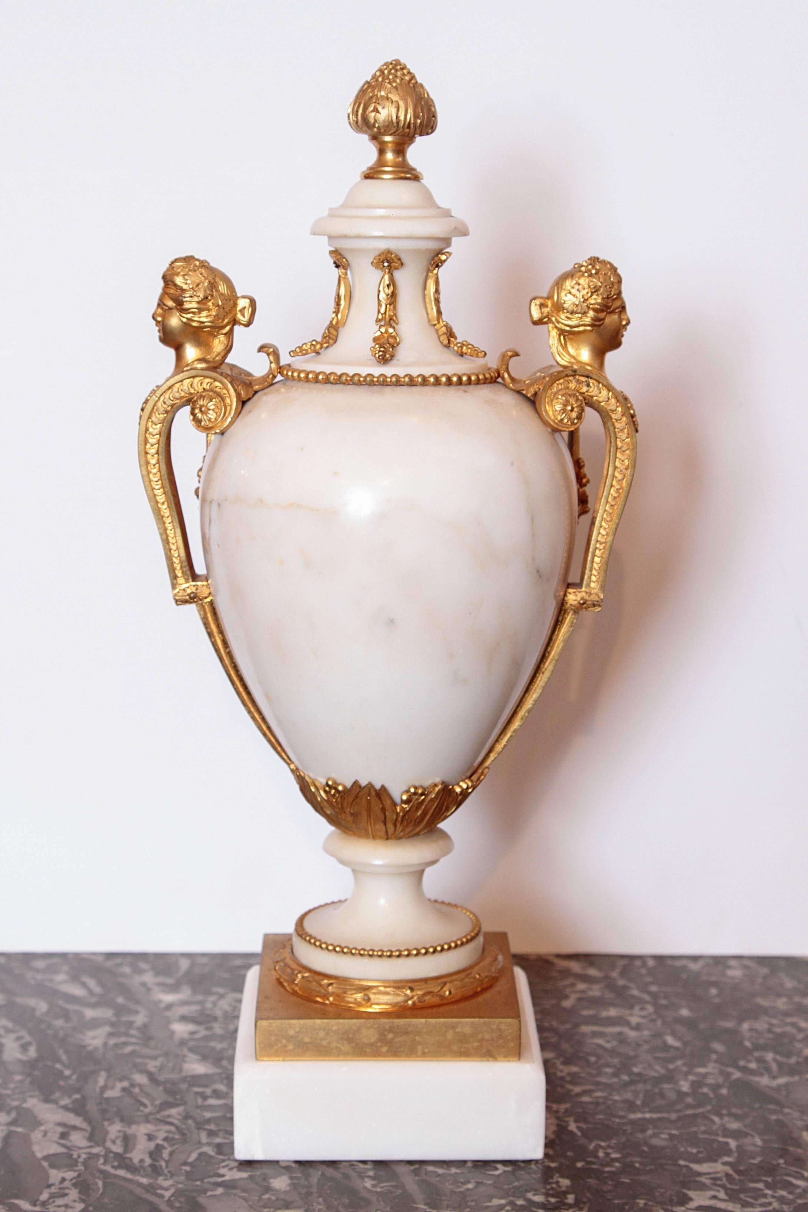 Pair of 19th Century French Carrera Marble and Gilt Bronze Urns In Excellent Condition In Dallas, TX