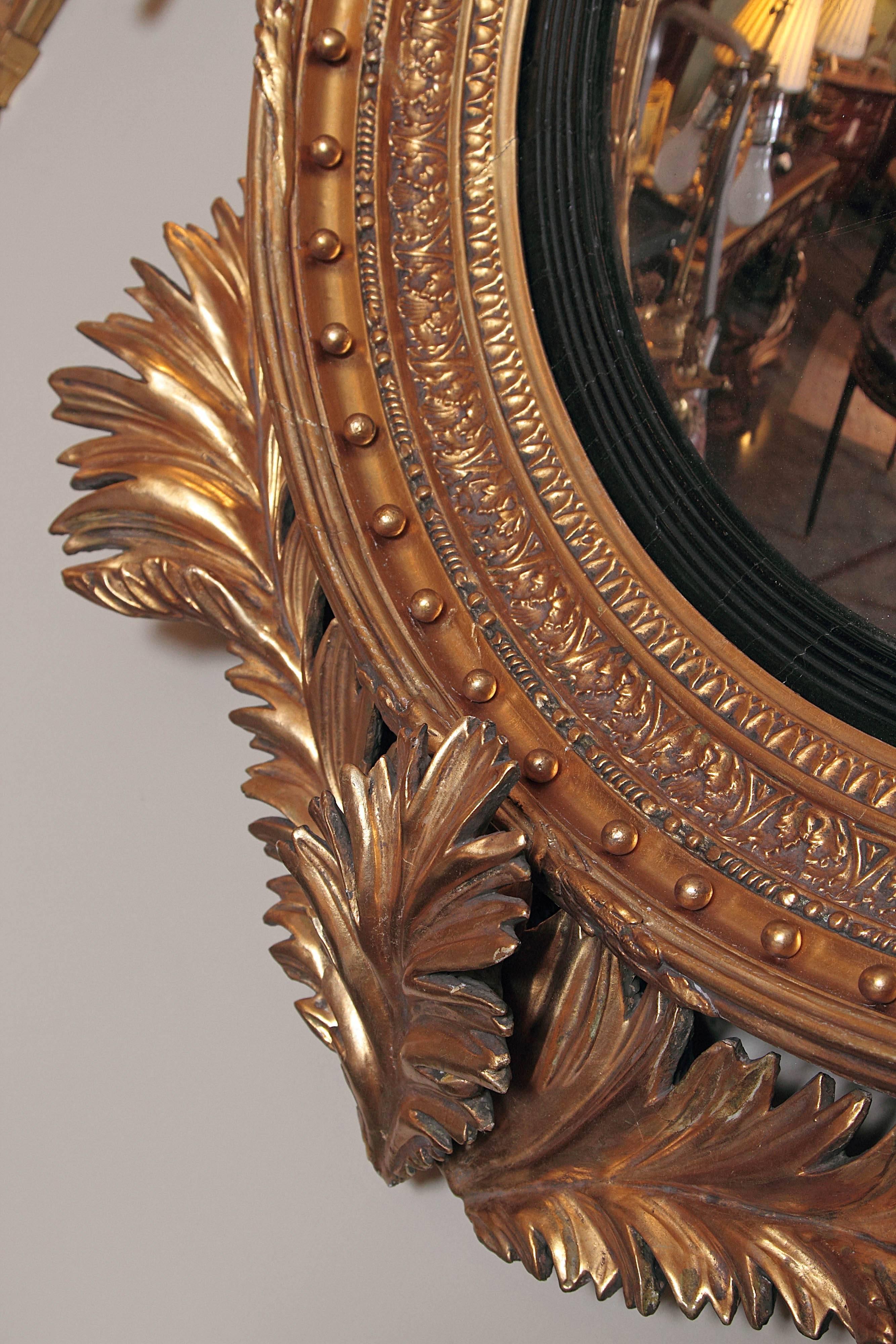 19th Century Regency Hand-Carved Gilt Convex Mirror 2