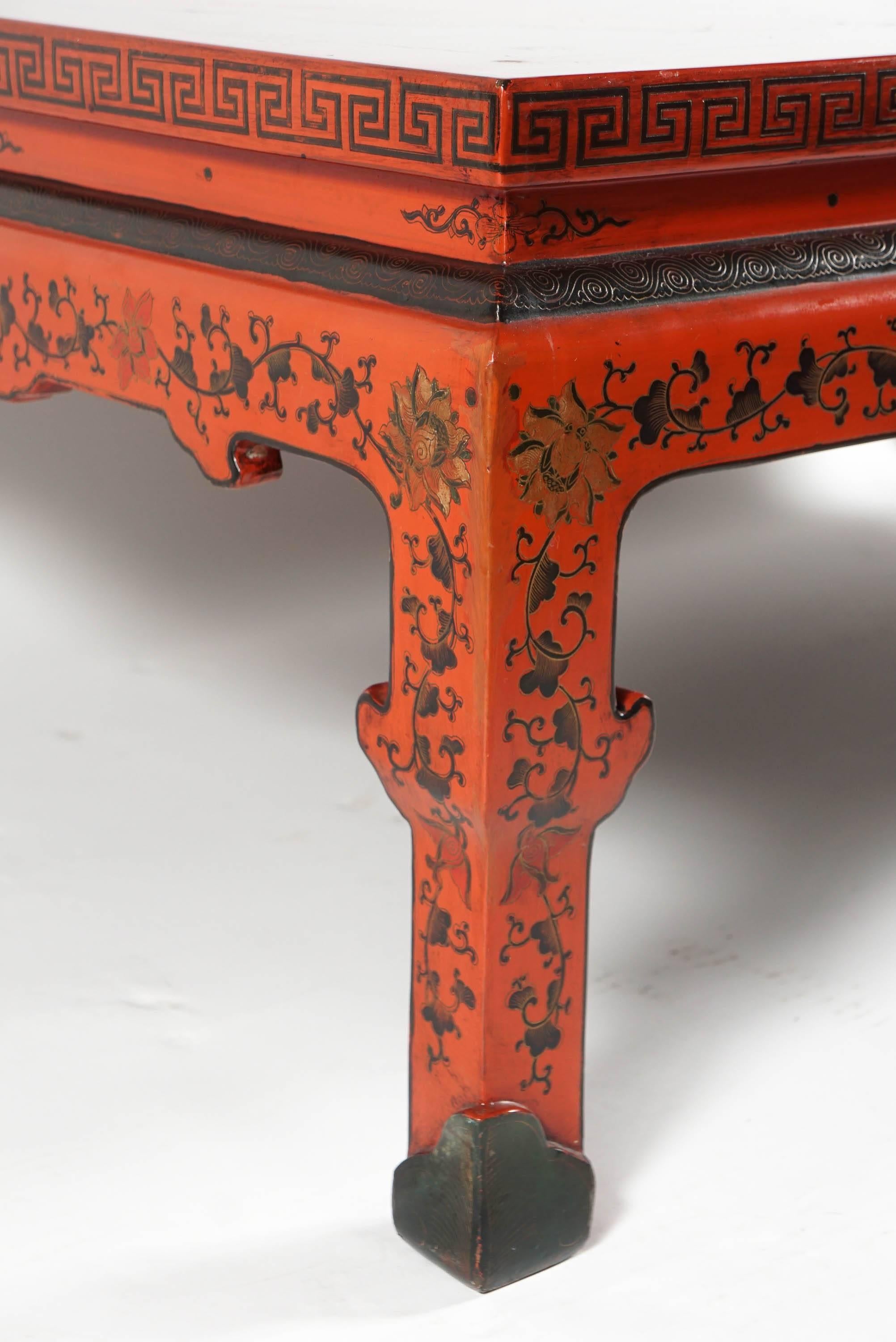 Wood 20th Century Chinese Chinoiserie Coffee Table