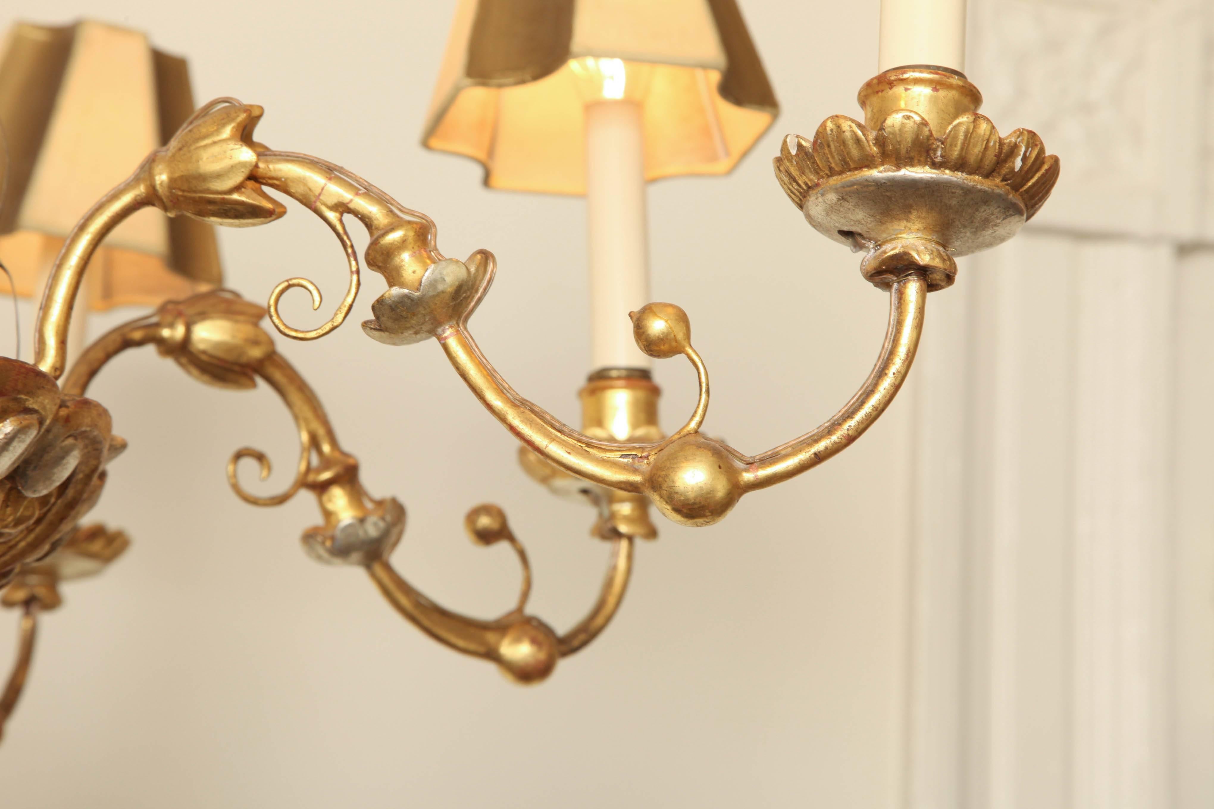 Austrian Neoclassical Silvered and Giltwood Eight-Light Chandelier 1