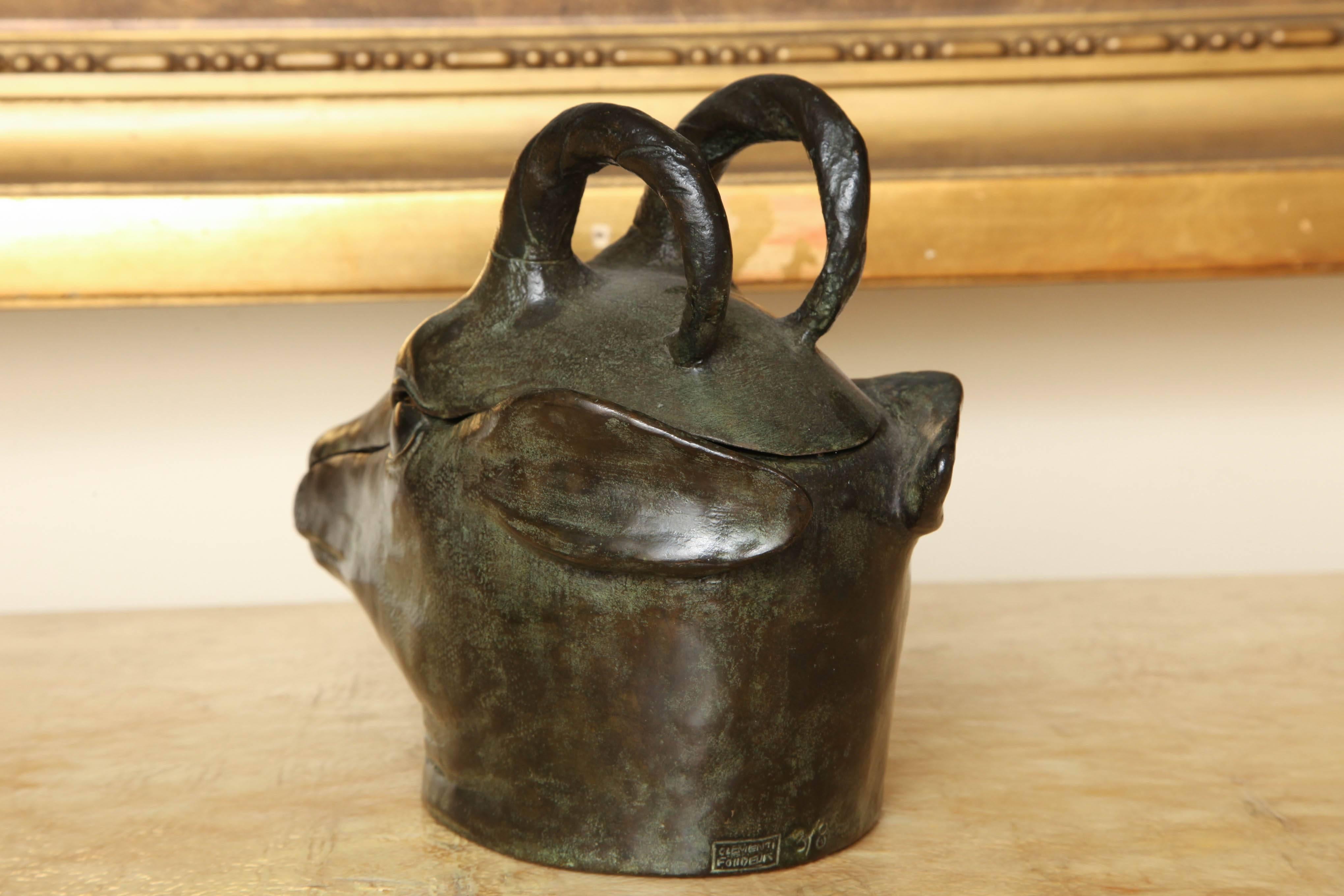 Boîte « Tete de Chamois » en bronze de Paul Simon 1