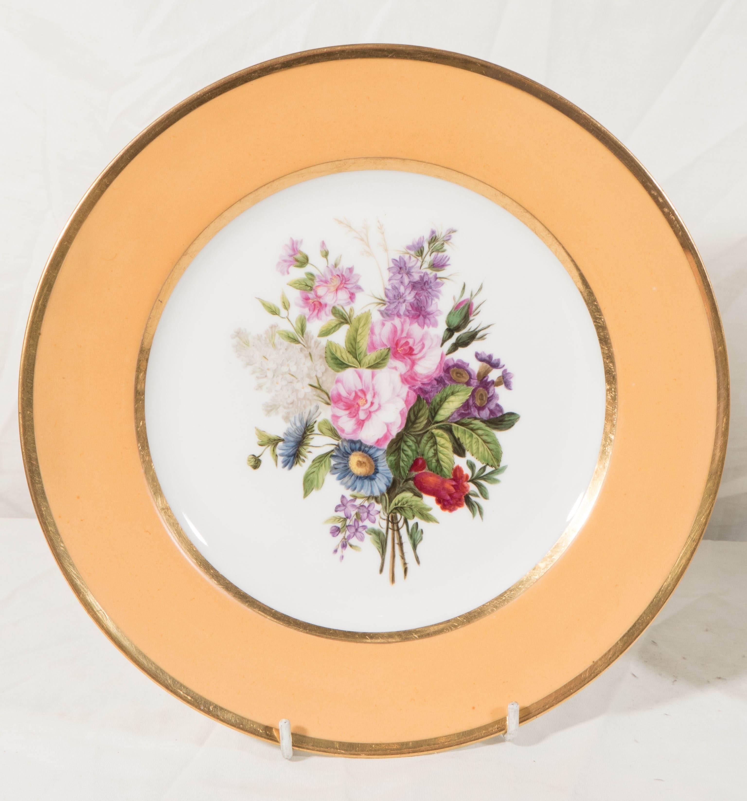 French Pair Sèvres Dishes Hand-Painted with Bouquets of Flowers Made circa 1814-1824