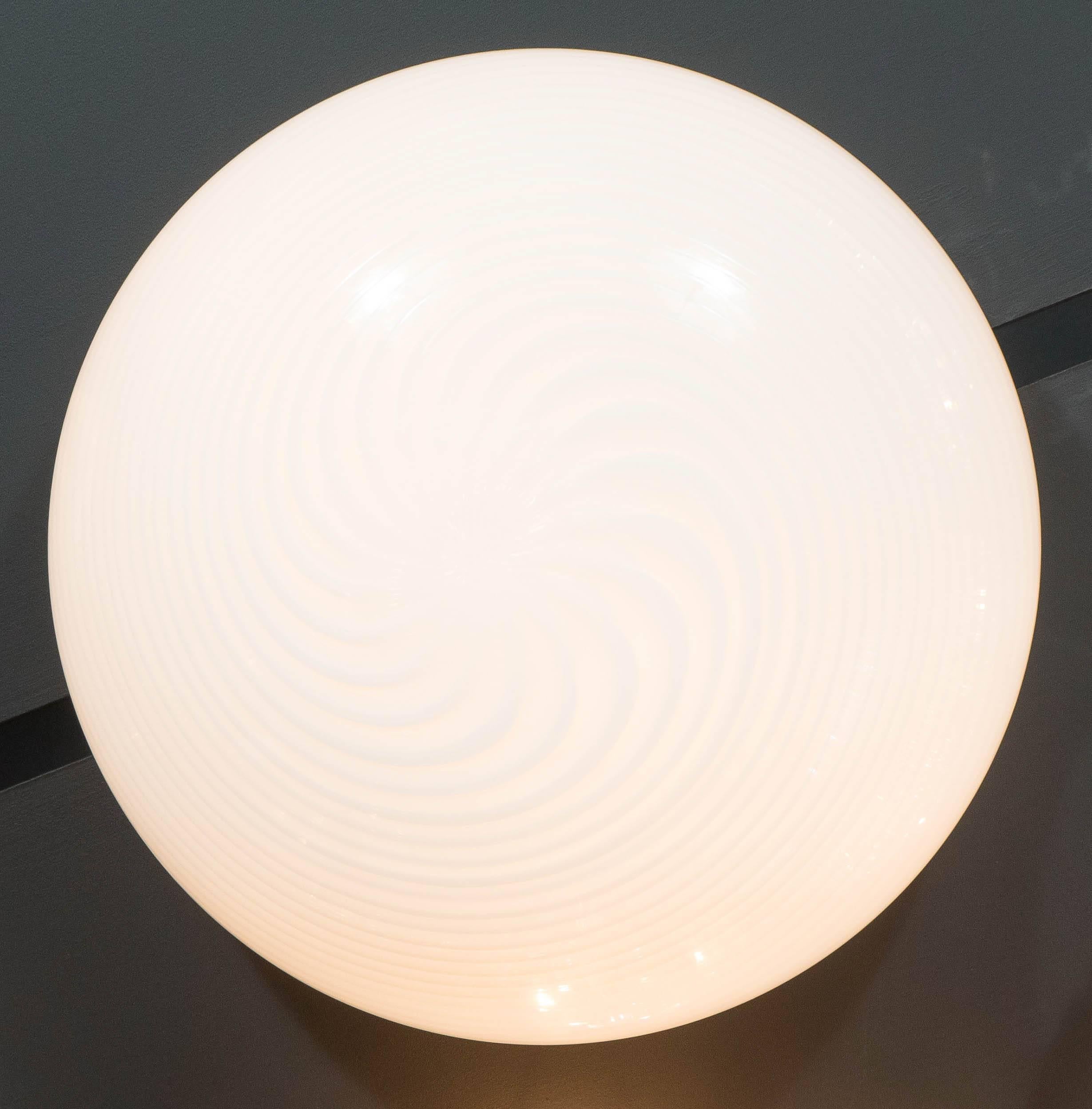 Mid-Century Modernist Handblown Eggshell Glass Flush Mount by Barbini In Excellent Condition In New York, NY