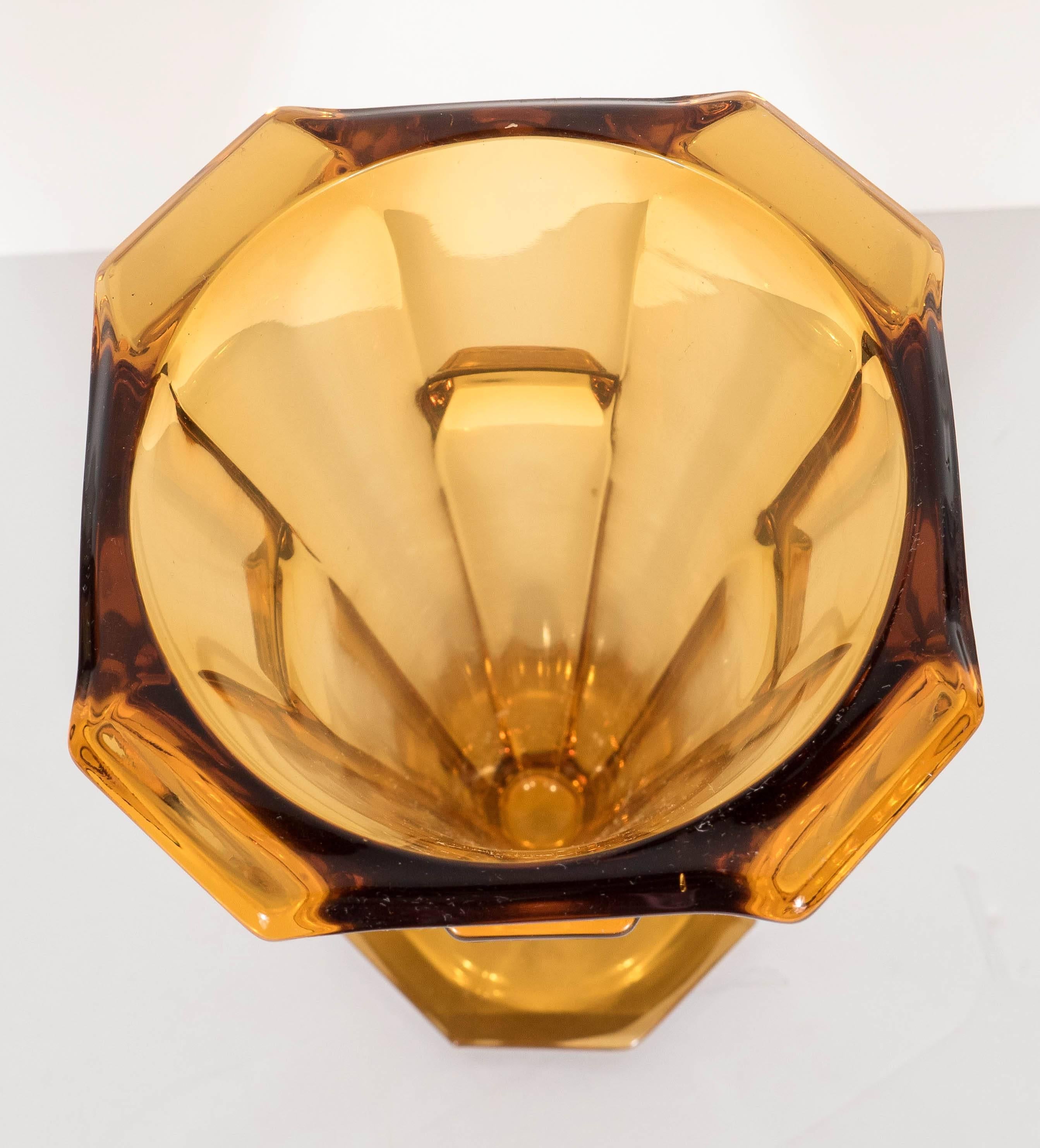 Mid-20th Century Art Deco Skyscraper Style Amber Molded Glass Vase