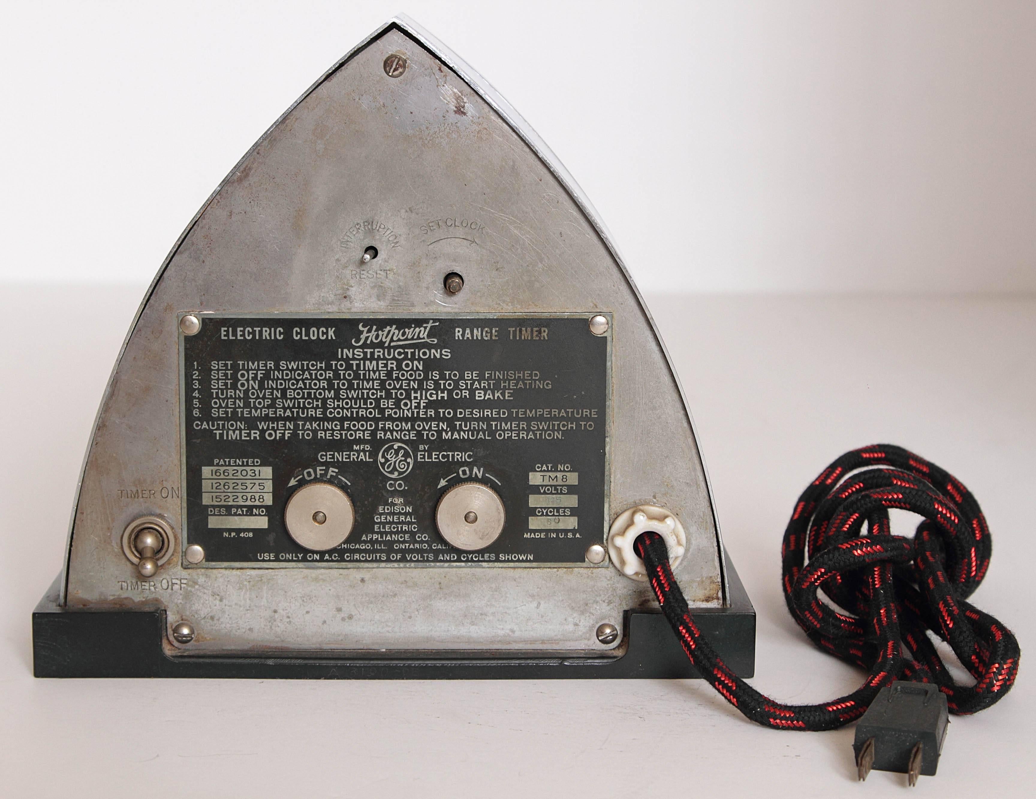 Mid-20th Century Iconic Patented Raymond Patten Hotpoint Art Deco Machine Age Slave Clock