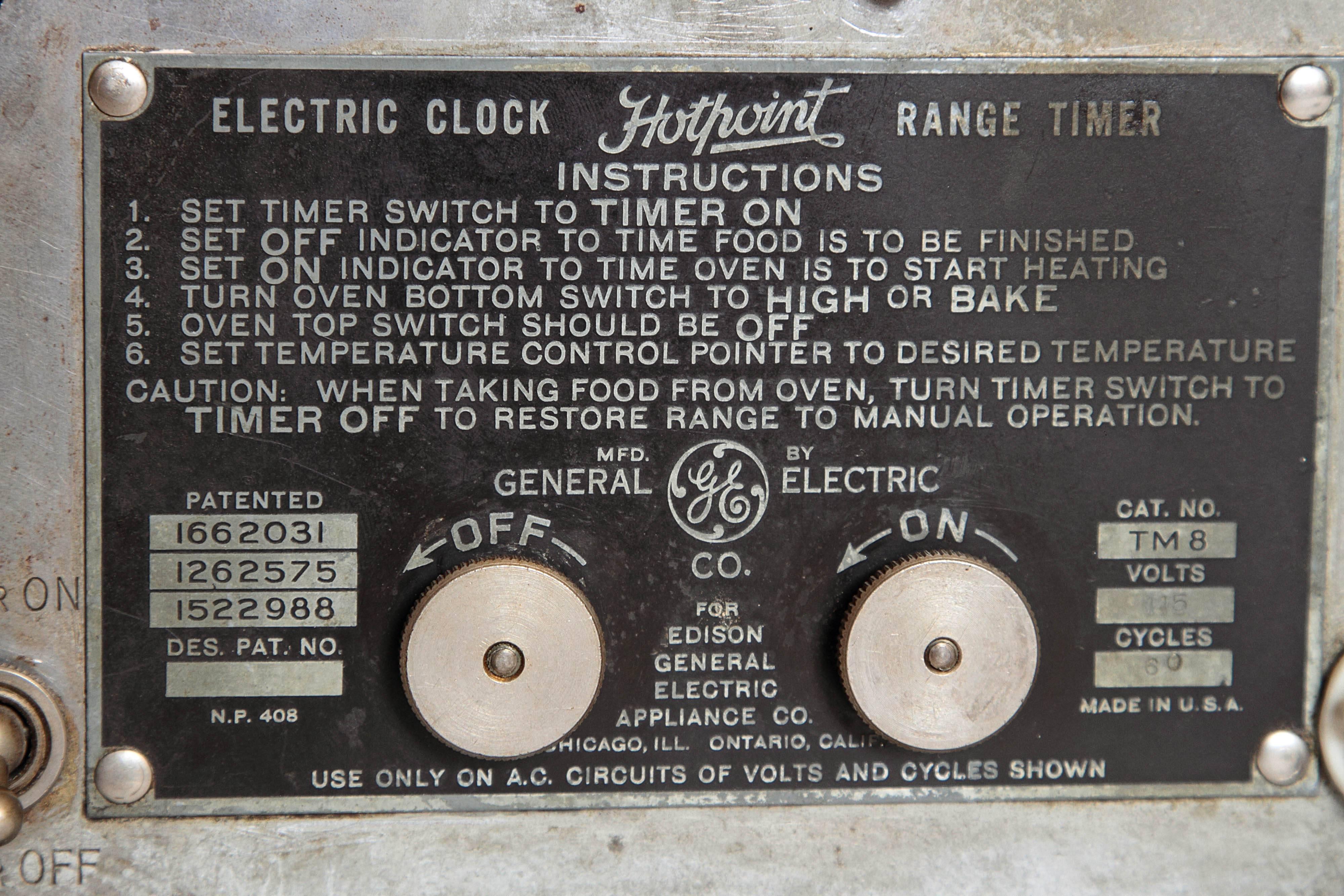 Iconic Patented Raymond Patten Hotpoint Art Deco Machine Age Slave Clock 1