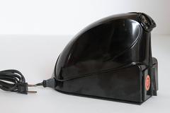 Minty Streamline Electro Pointer Machine Age Art Deco Bakelite Pencil Sharpener