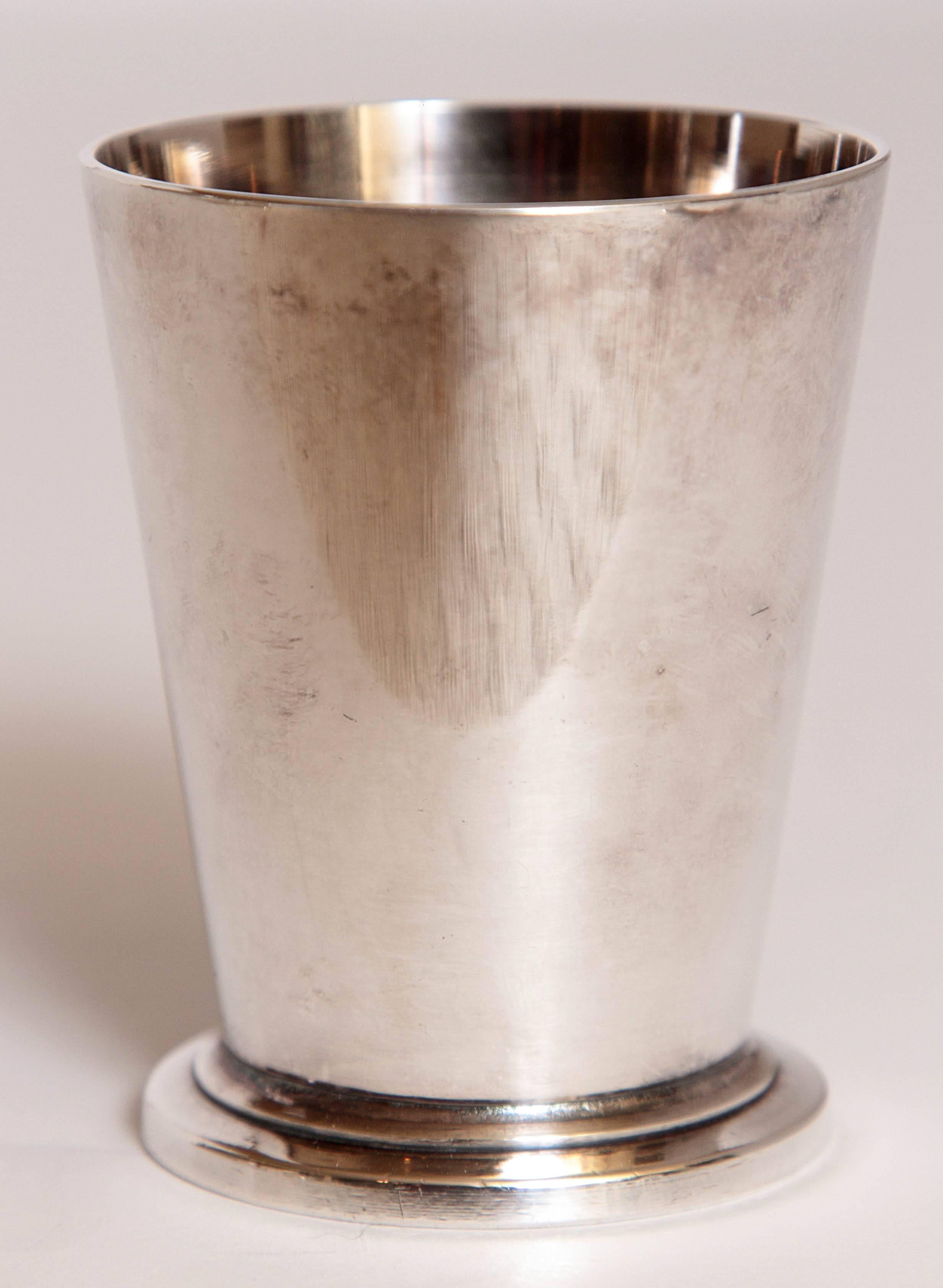 Amboyna Ile de France Art Deco Meriden International Silver Cocktail Set with Eight Cups