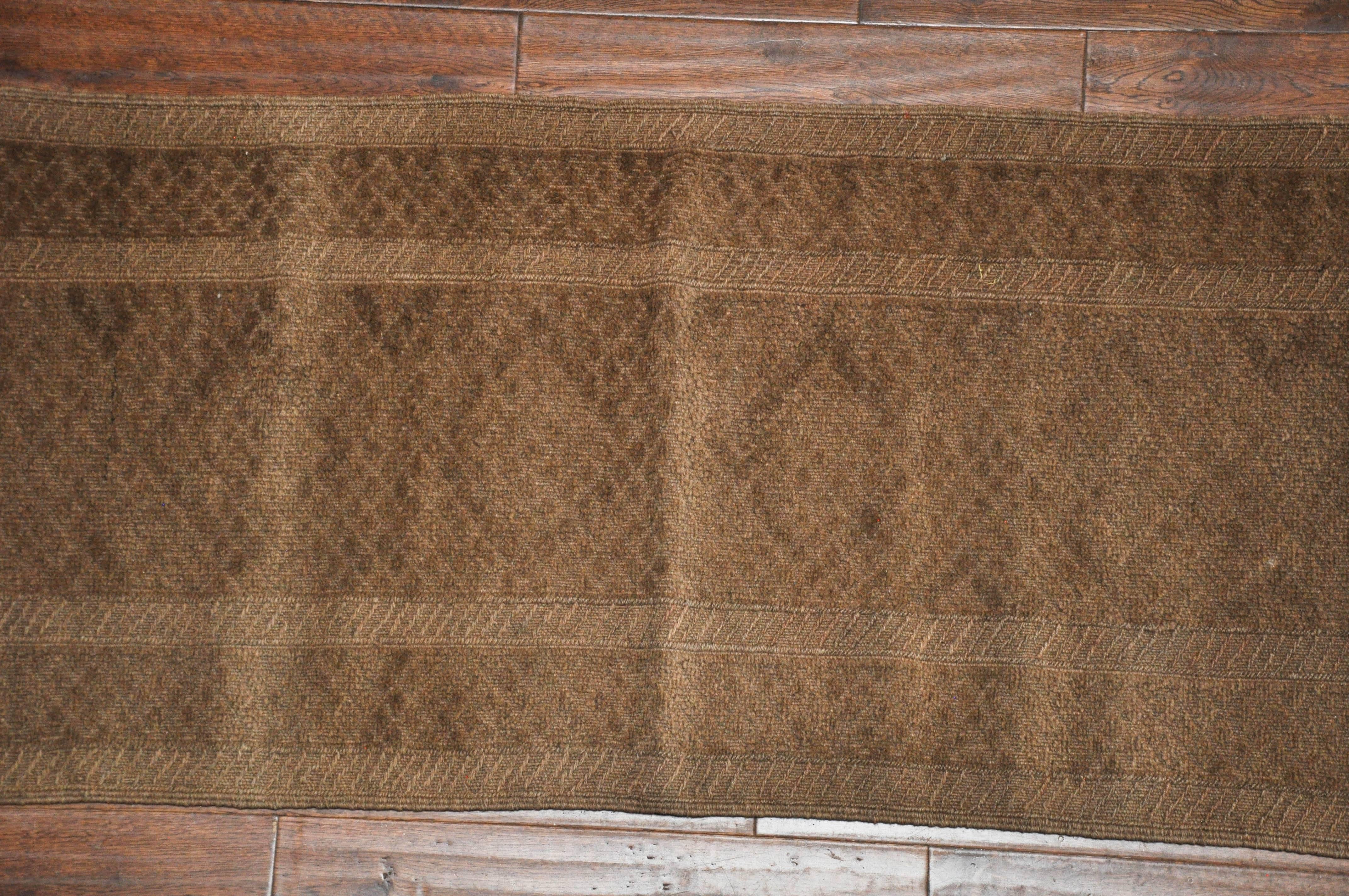 Early 20th century extra-long Turkish runner. Beautifully woven geometric pattern. Made of wool. 

Dimensions: 24