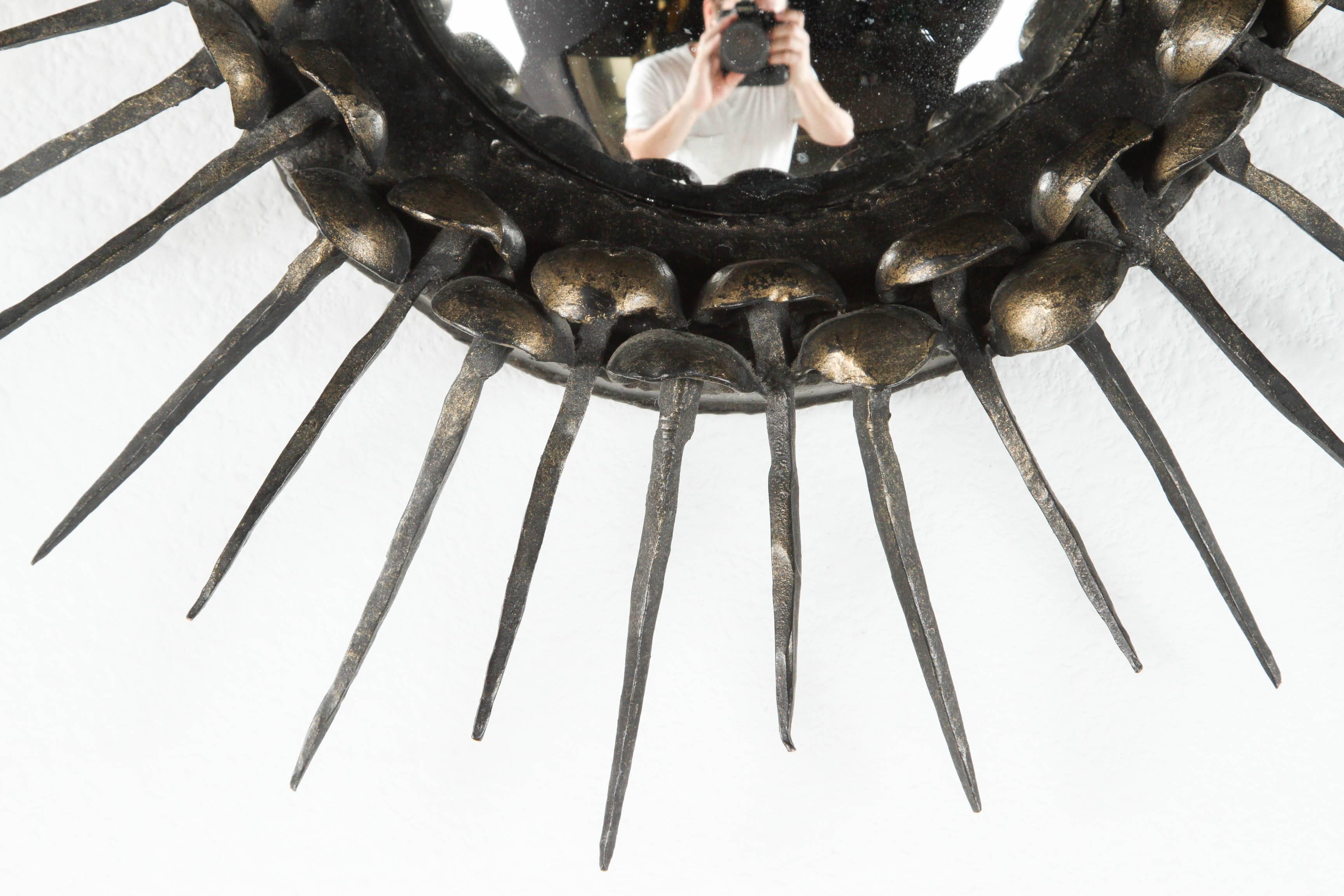 mirror with spikes
