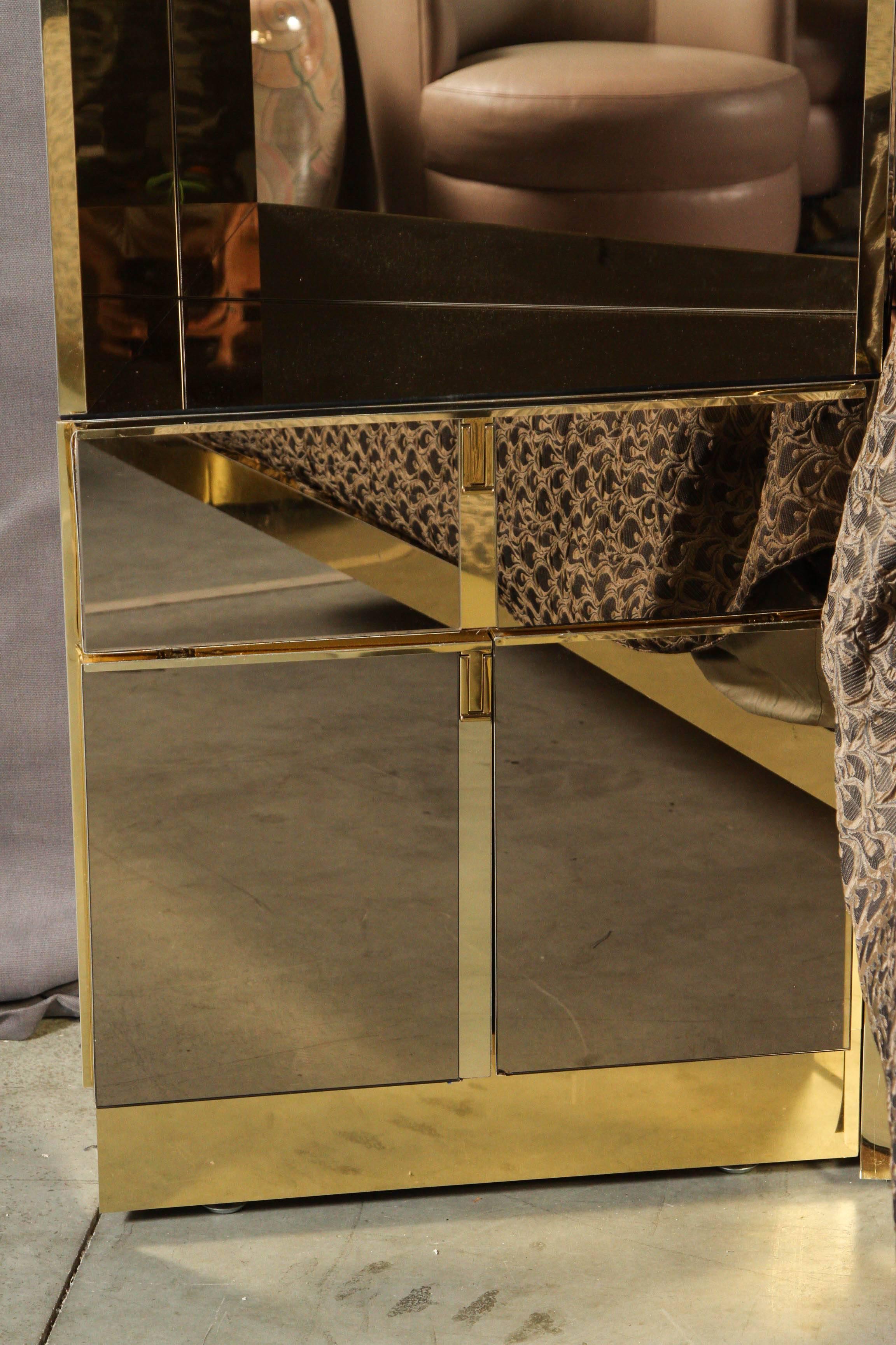 Brass and Bronzed Mirrored Platform Bed by Ello In Good Condition In New York, NY