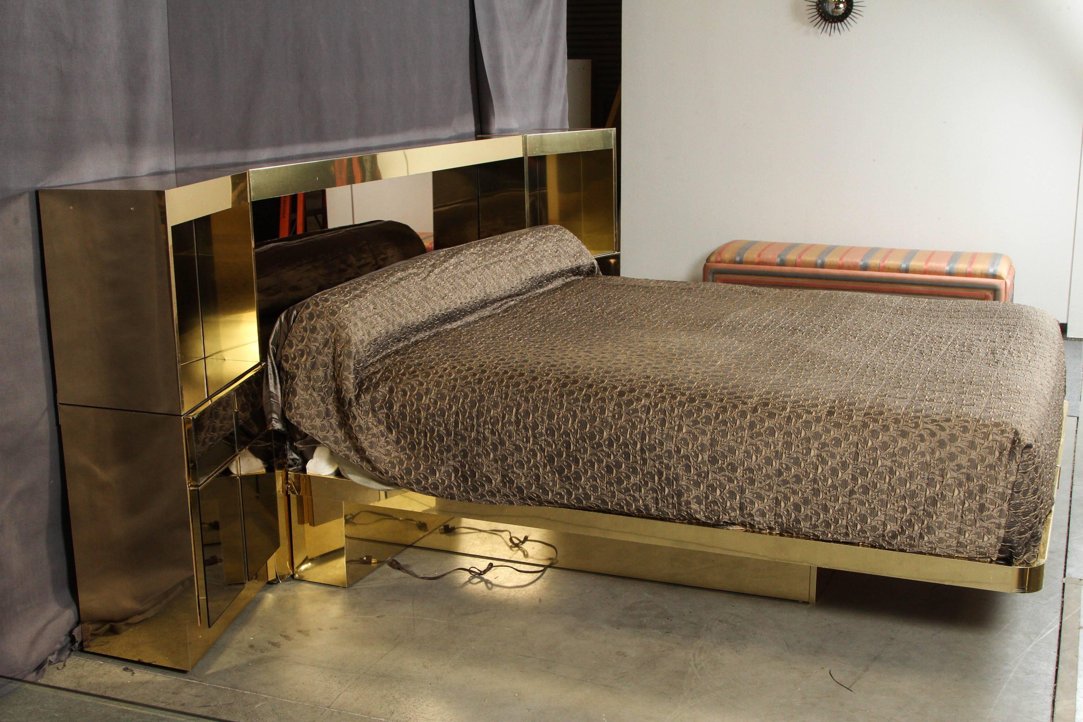 Late 20th Century Brass and Bronzed Mirrored Platform Bed by Ello