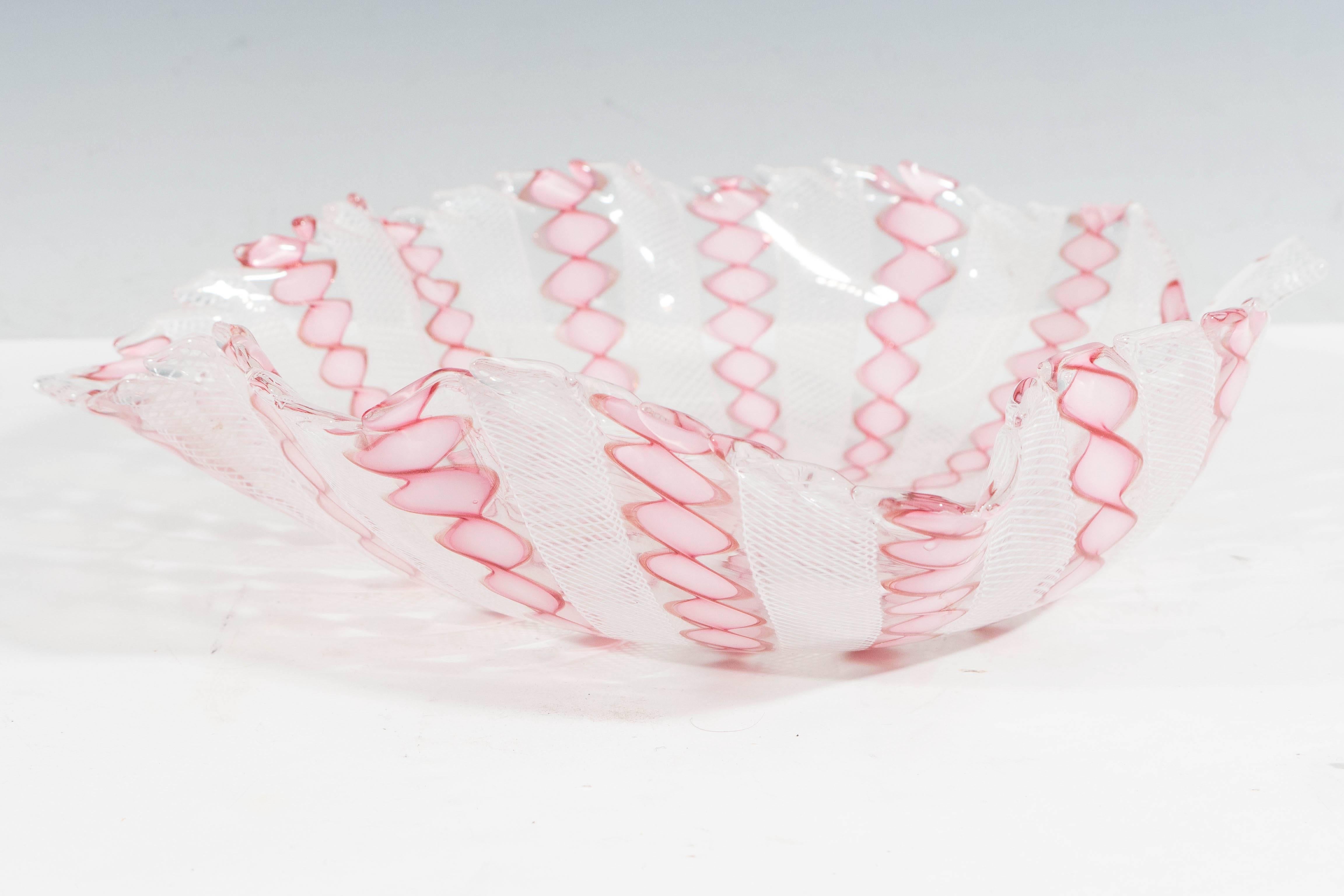 Mid-Century Handblown Murano Glass Leaf Bowl with Pink and White Latticino 1