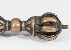 Antike tibetische buddhistische Dorje aus Bronze