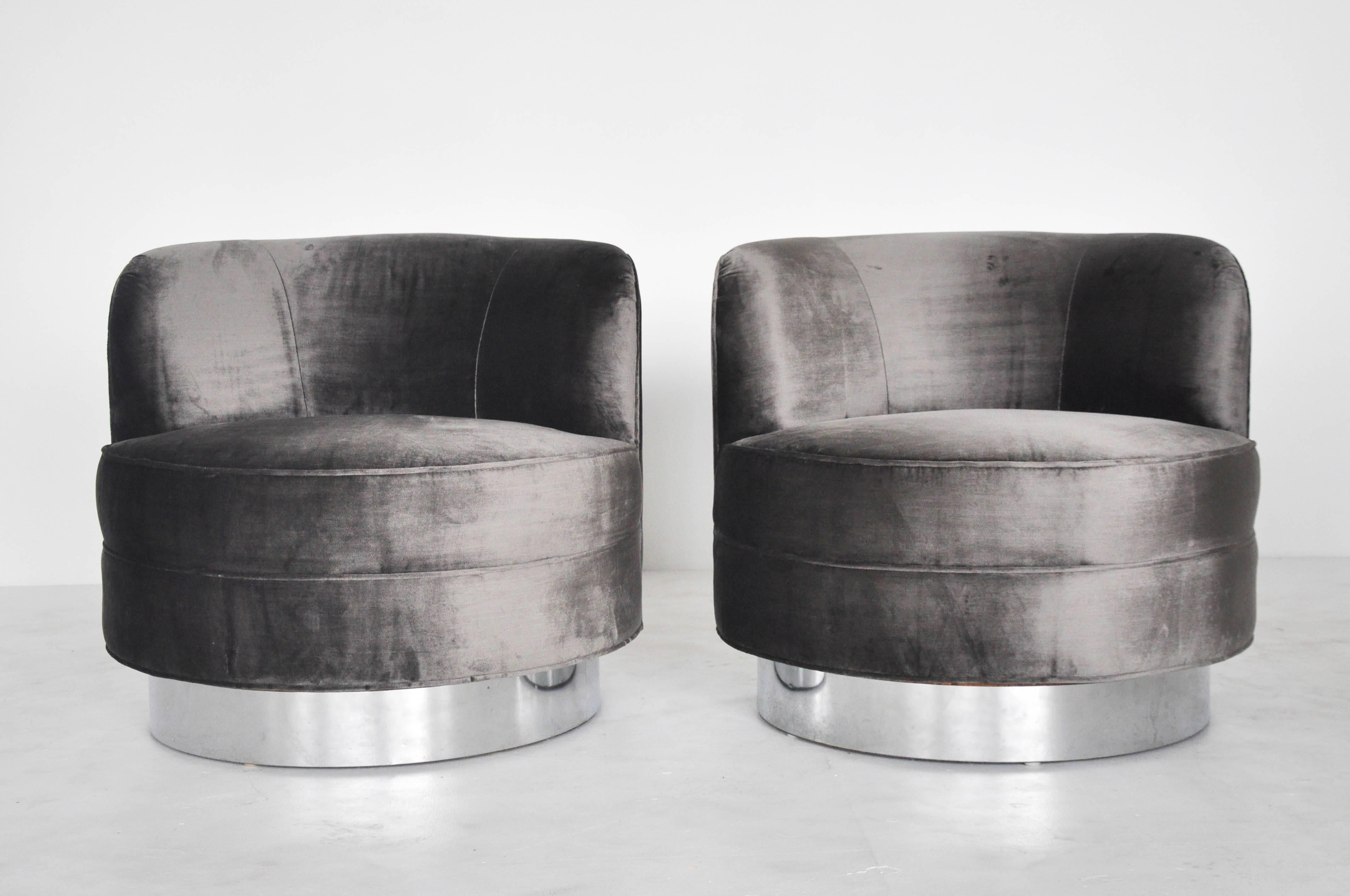 Mid-Century Modern 1970s Silk Velvet and Chrome Swivel Chairs