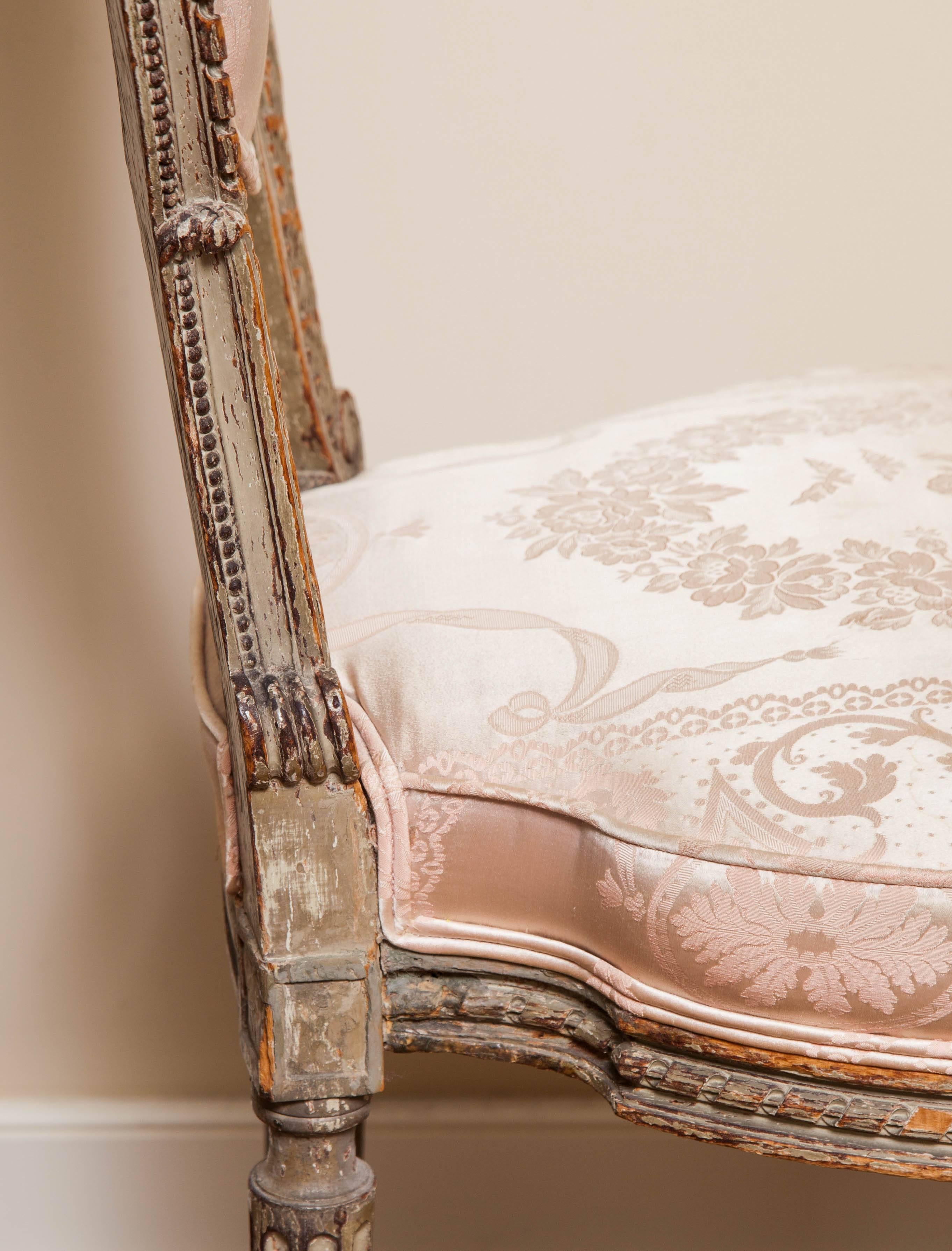 Chaise d'appoint de style Louis XVI, 19e siècle État moyen - En vente à Spencertown, NY