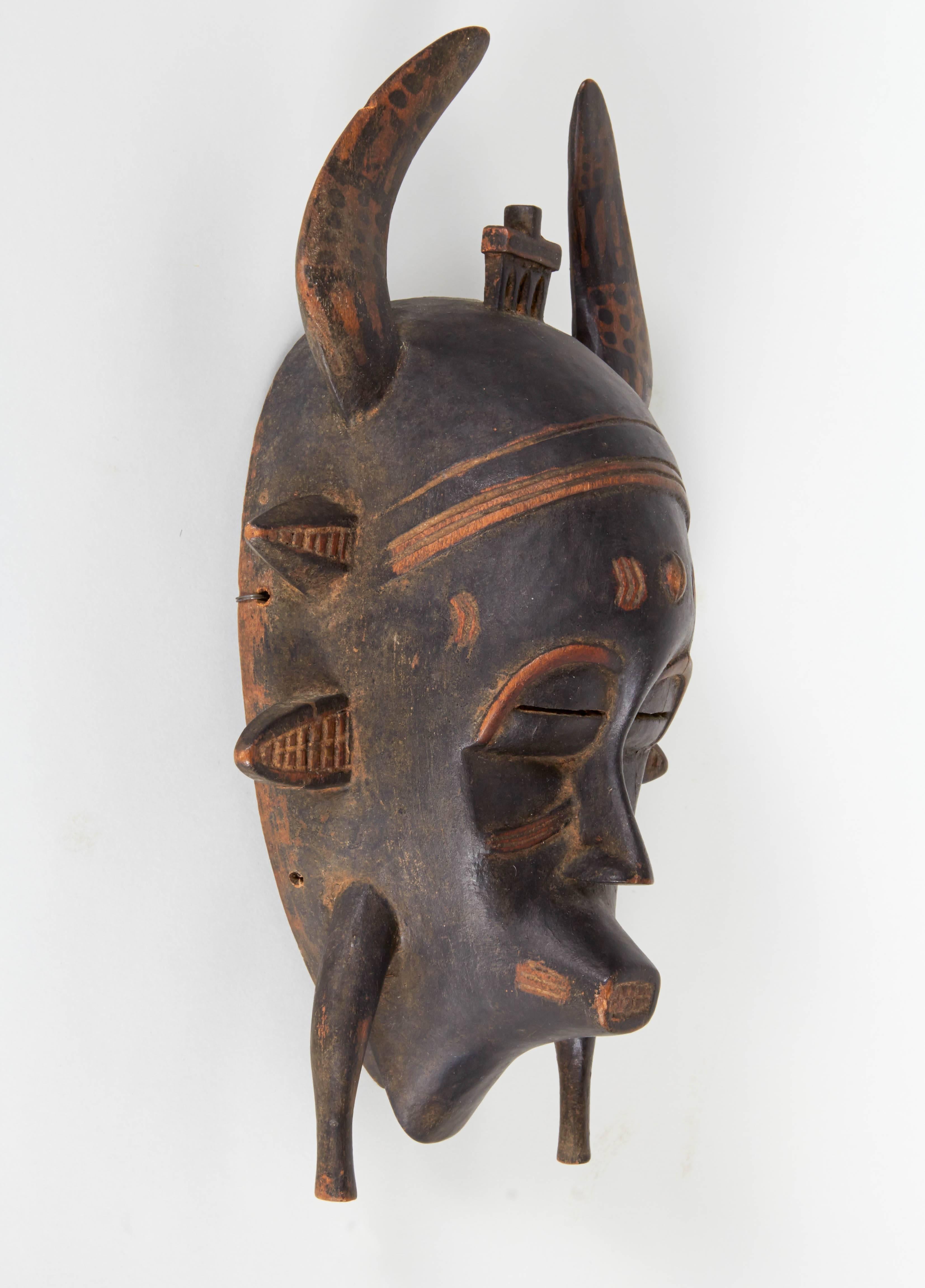 Carved Fine Senufo Kpeli-Yehe Face Mask