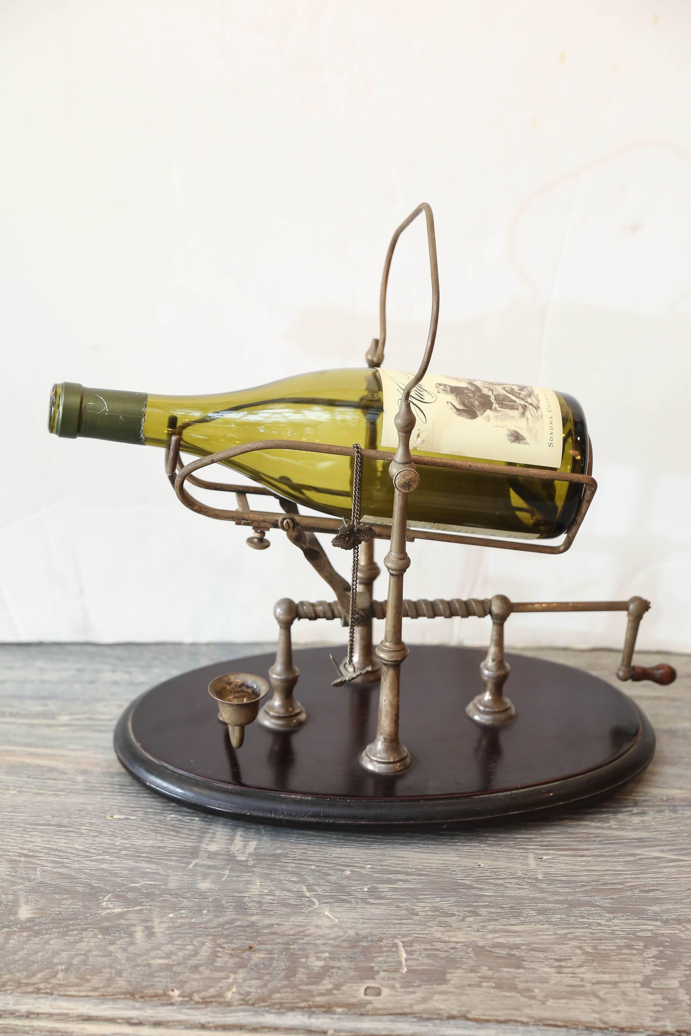 mechanical wine decanting cradle