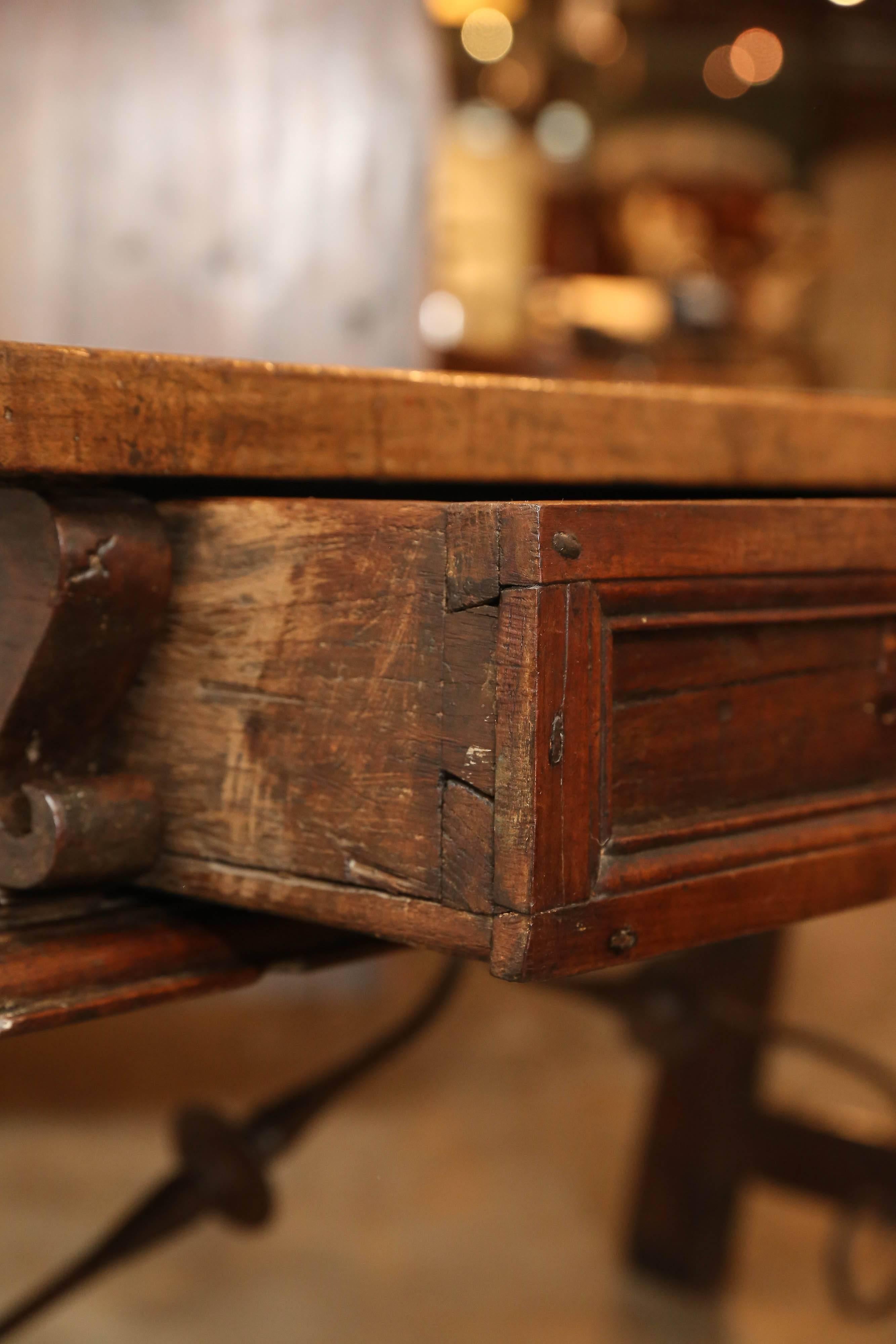 17th Century Spanish Console For Sale 6