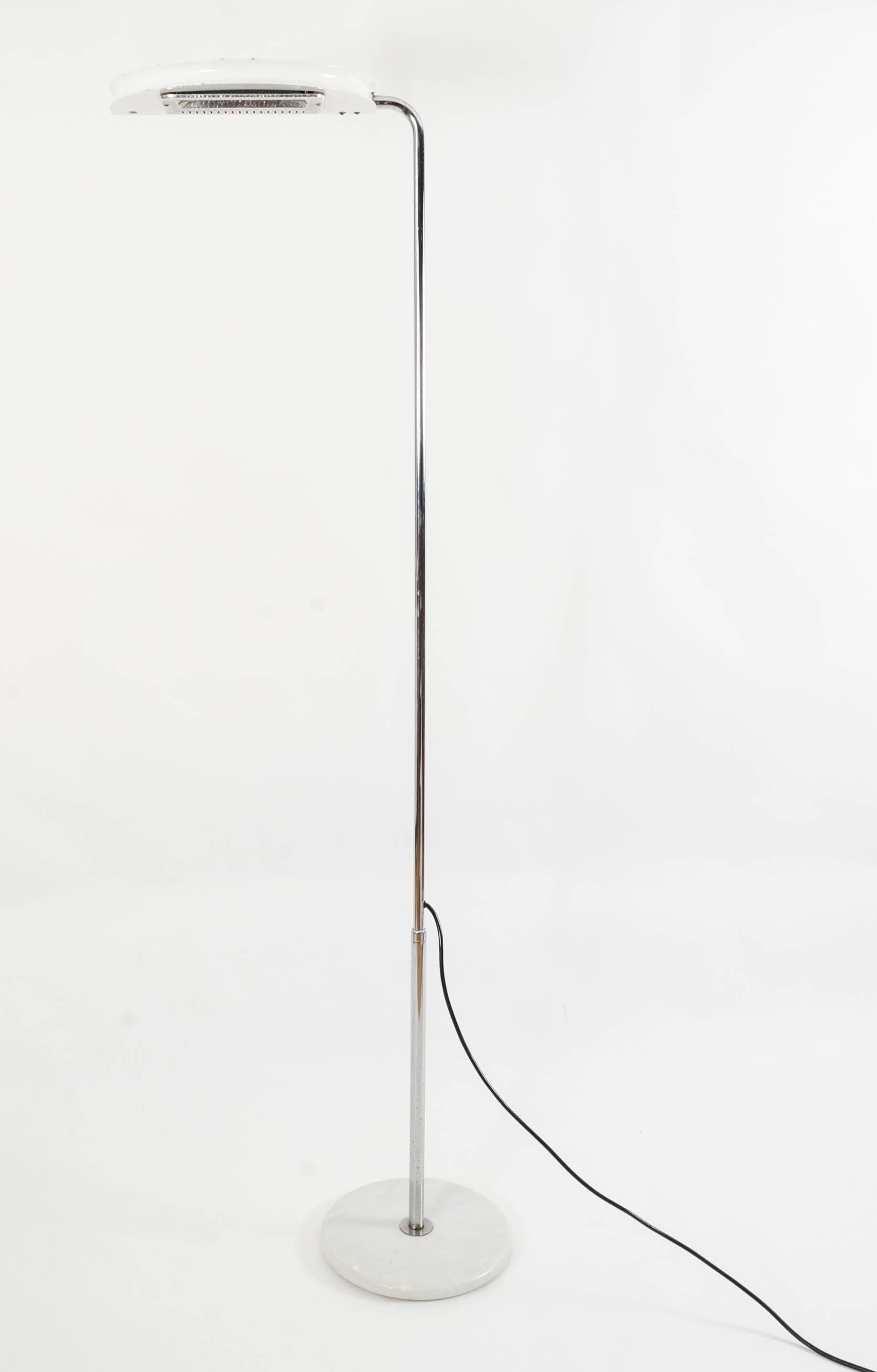 The Mezzaluna (Half-Moon) Floor Lamp was designed in 1975 by Bruno Gecchelin for Skipper.
It has a white metal light fixture and a base made of Carrara marble. 
Built-in dimmer. 
The height is adjustable.