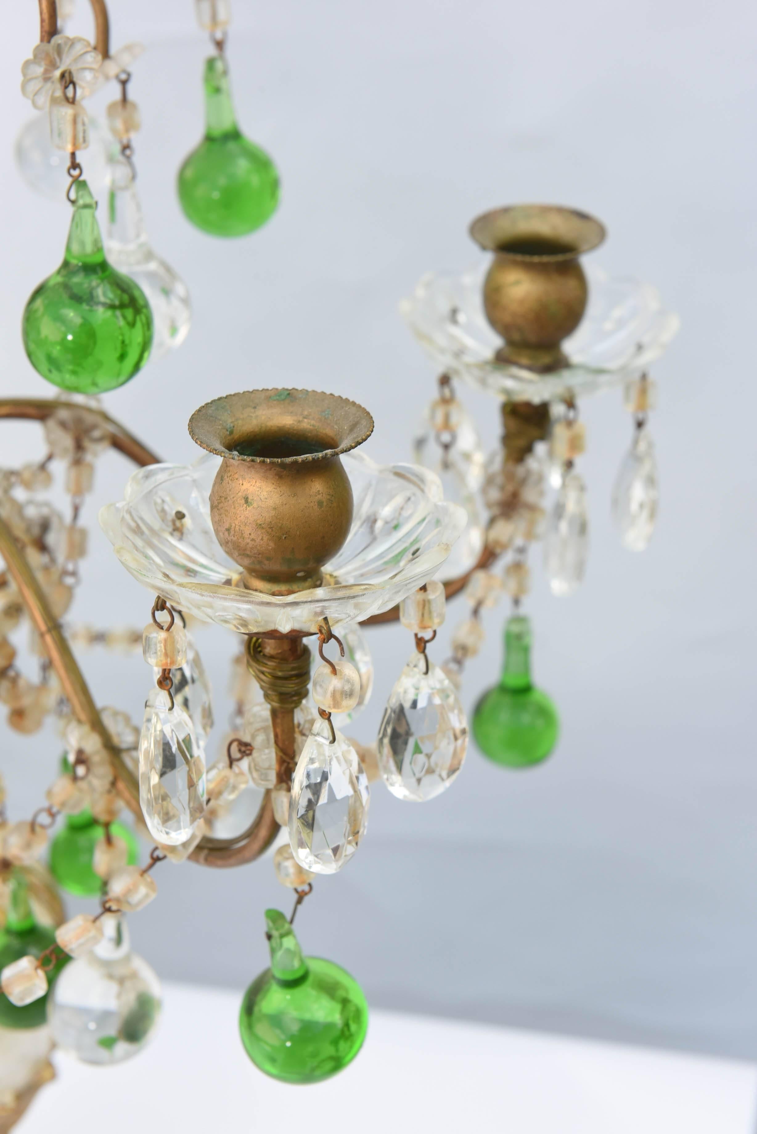 20th Century Pair of Italian Girandoles Decorated with Emerald Colored Crystal Drops For Sale