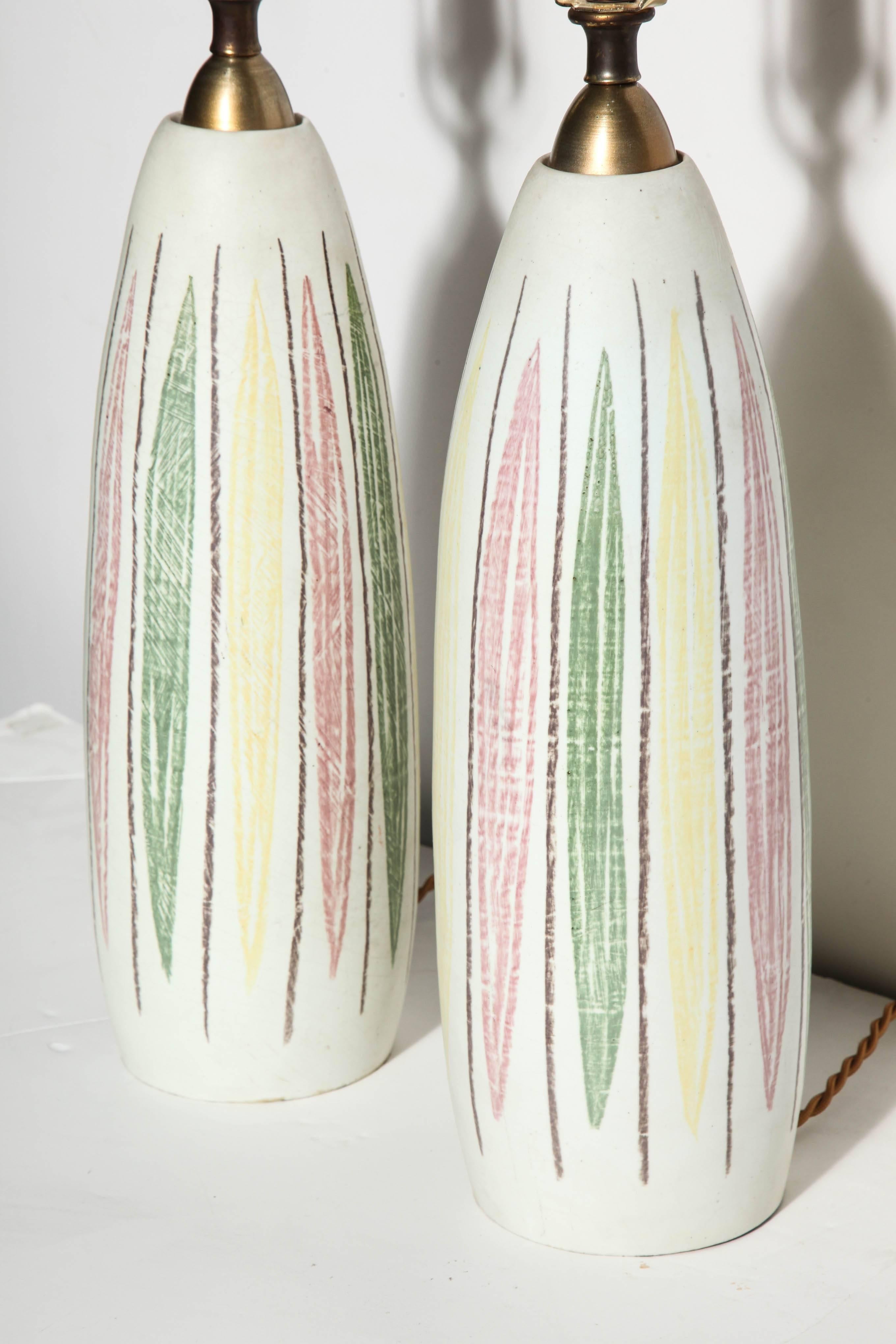 Mid-Century Modern Pair of Handpainted 1950s Italian Ceramic Table Lamps
