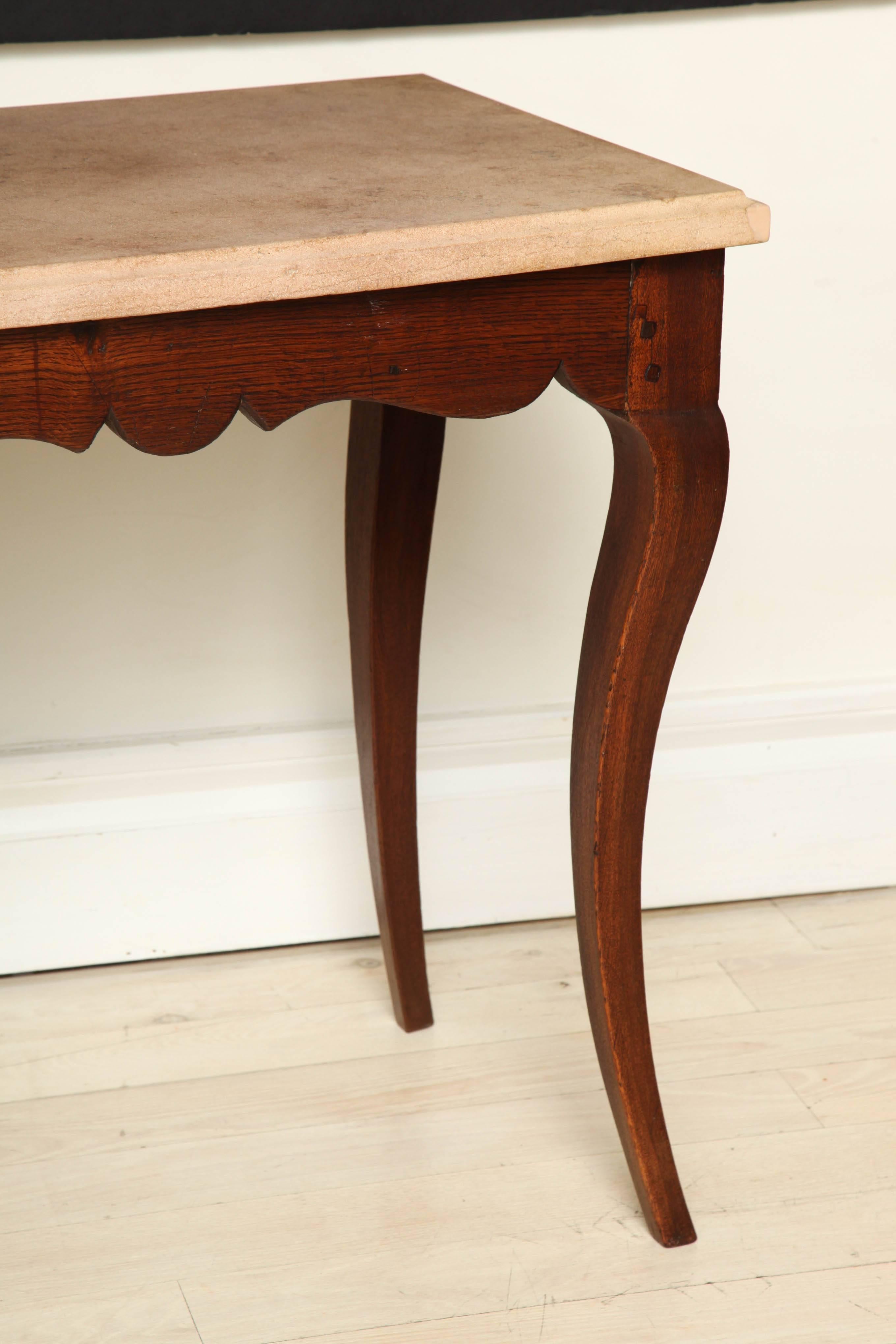 Oak table with shaped apron, cabriole legs and original marble top, Bourgogne, France, 18th century.


Available to see in our NYC Showroom 
BK Antiques
306 East 61st St. 2nd fl.
New York, NY 10065