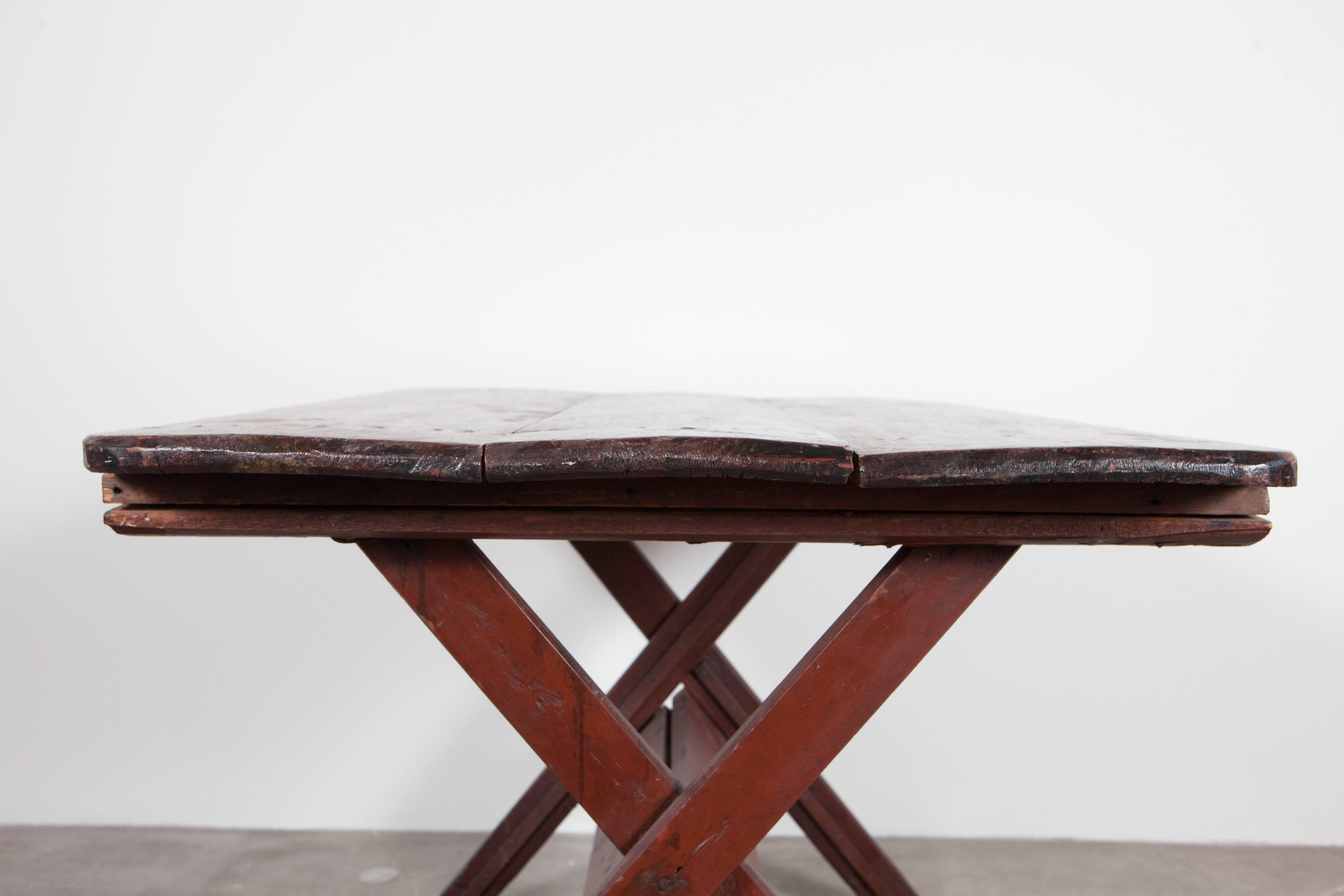 Rustic Sawbuck Table with Scrubbed Top 2