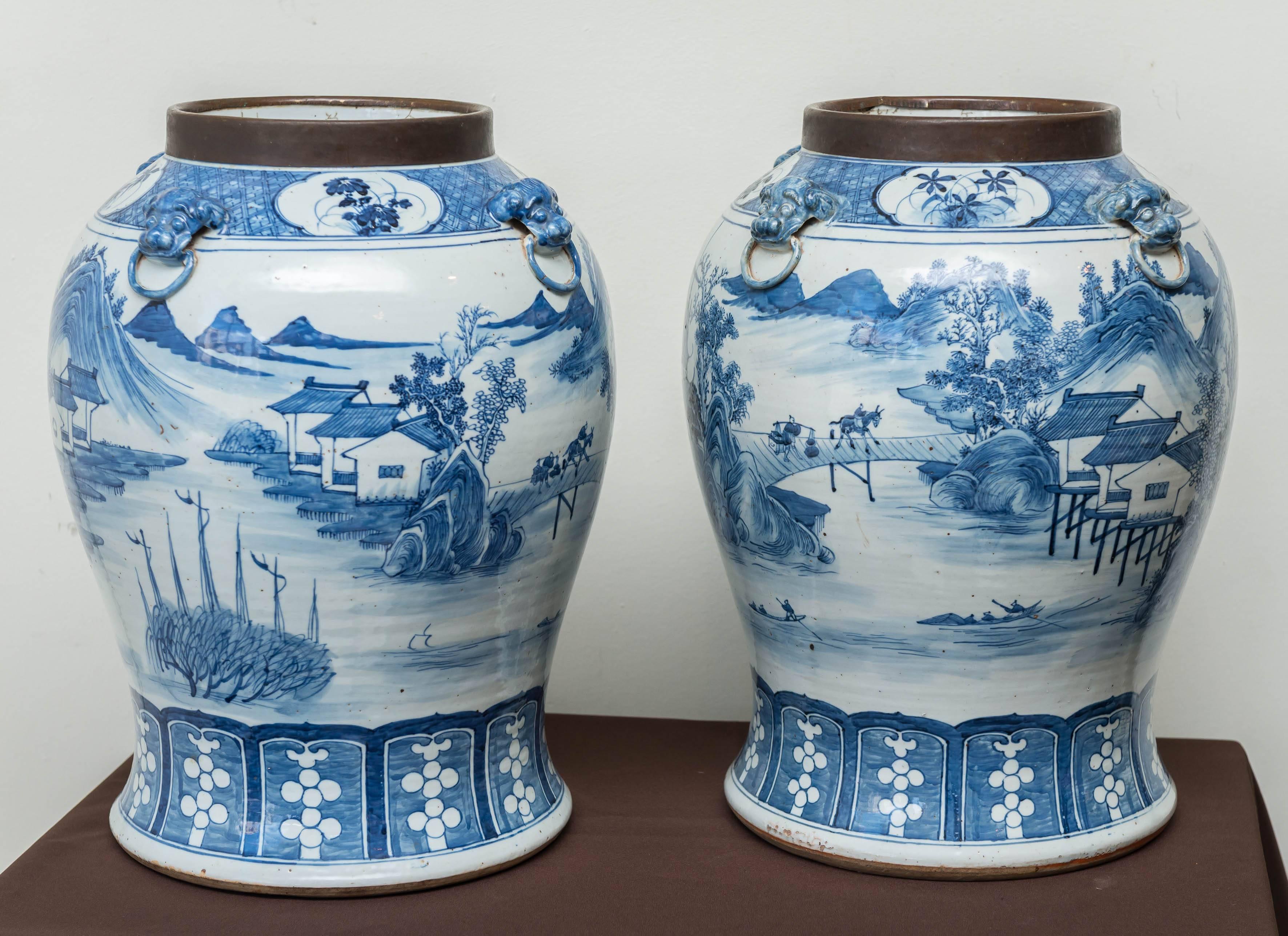 Brass Pair of 19th Century Chinese Blue and White Porcelain Cap Jars, circa 1825 For Sale