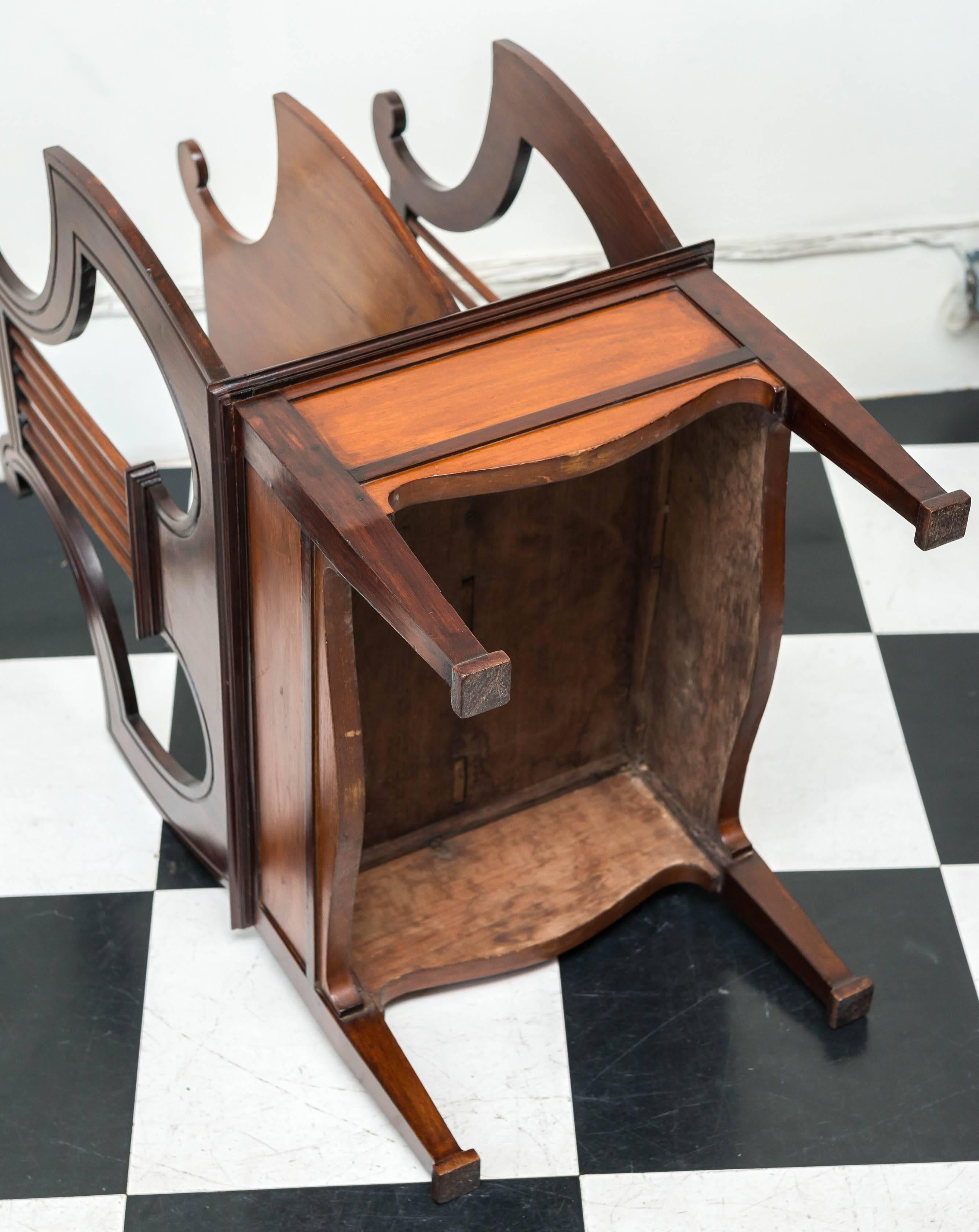 Late 19th Century English Rosewood Lyre Form Music/Folio Stand In Good Condition In San Francisco, CA