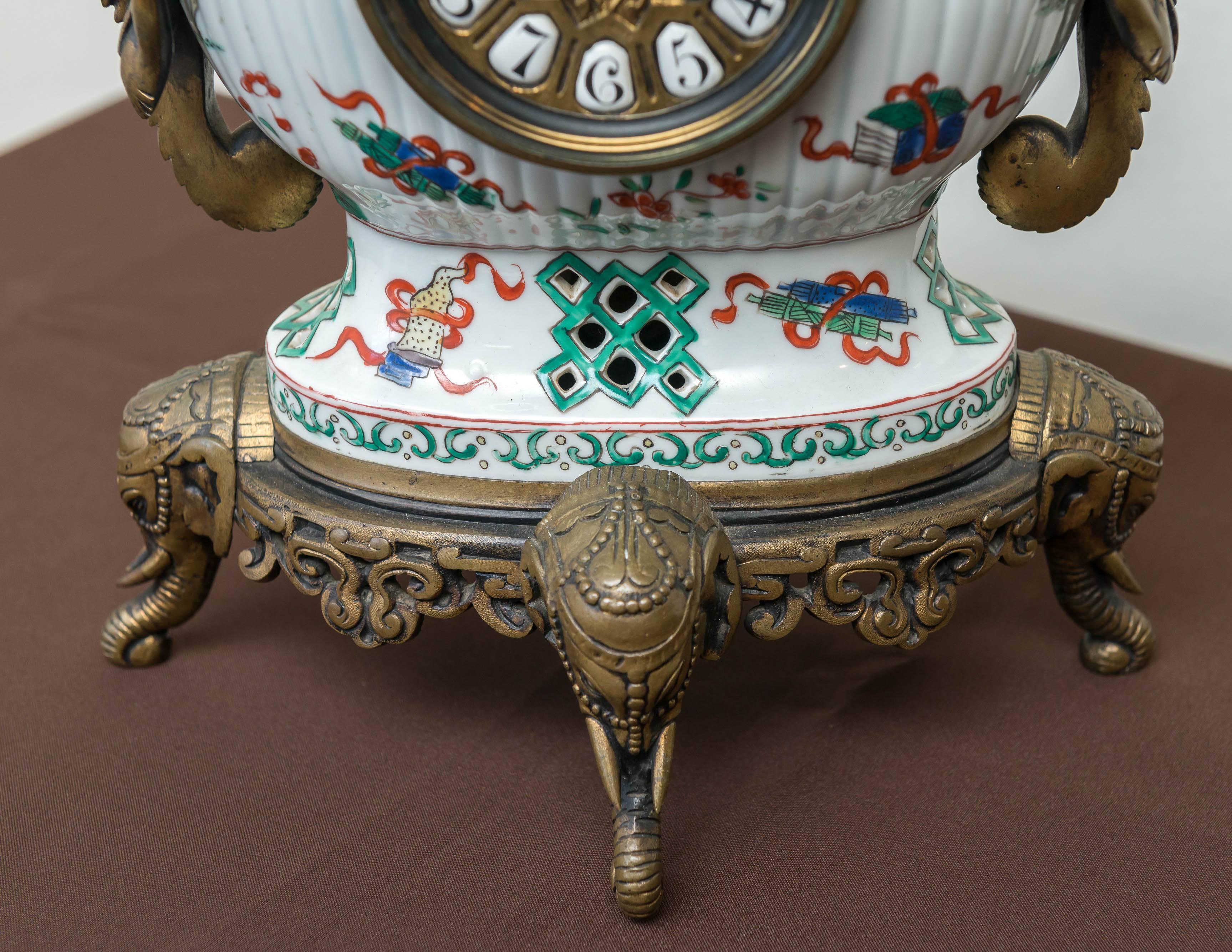 19th Century, French Clock in the Chinoiserie Style For Sale 3