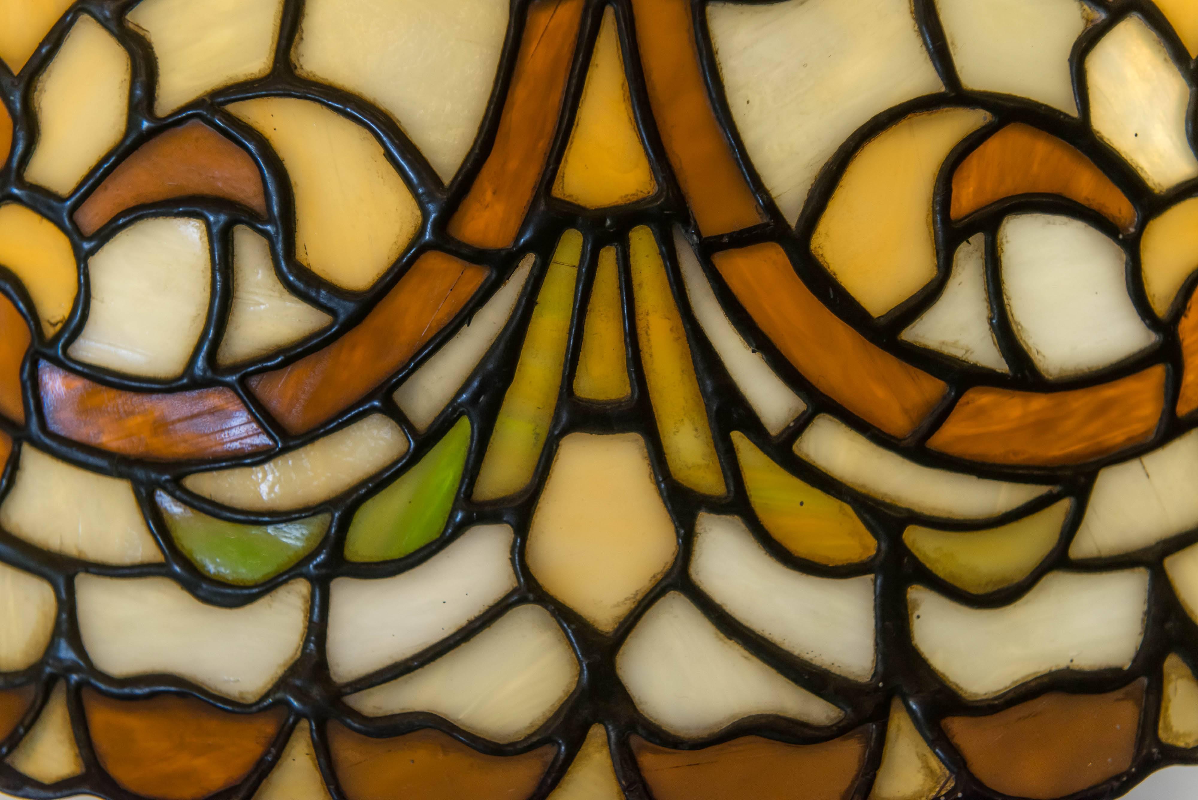 Leaded Glass Table Lamp by Lamb Bros., circa 1915 In Excellent Condition In Petaluma, CA