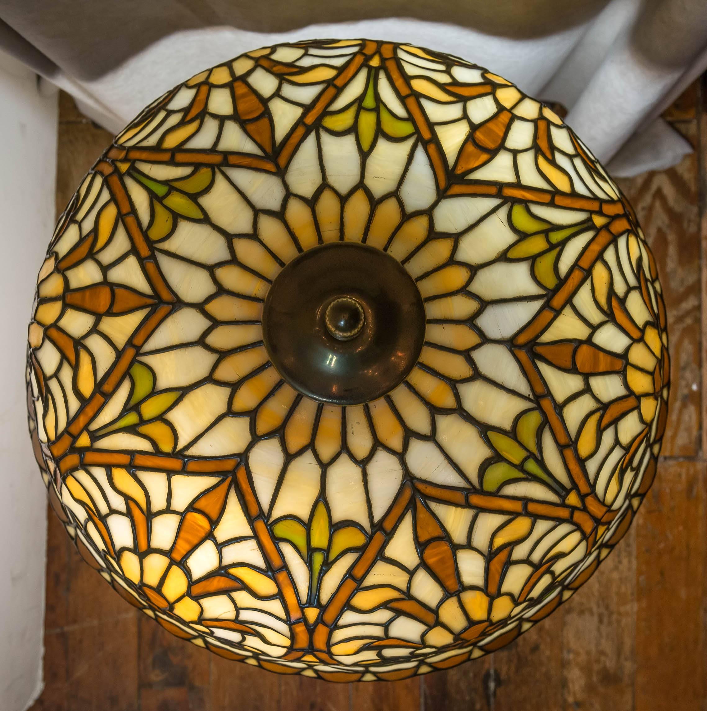Early 20th Century Leaded Glass Table Lamp by Lamb Bros., circa 1915
