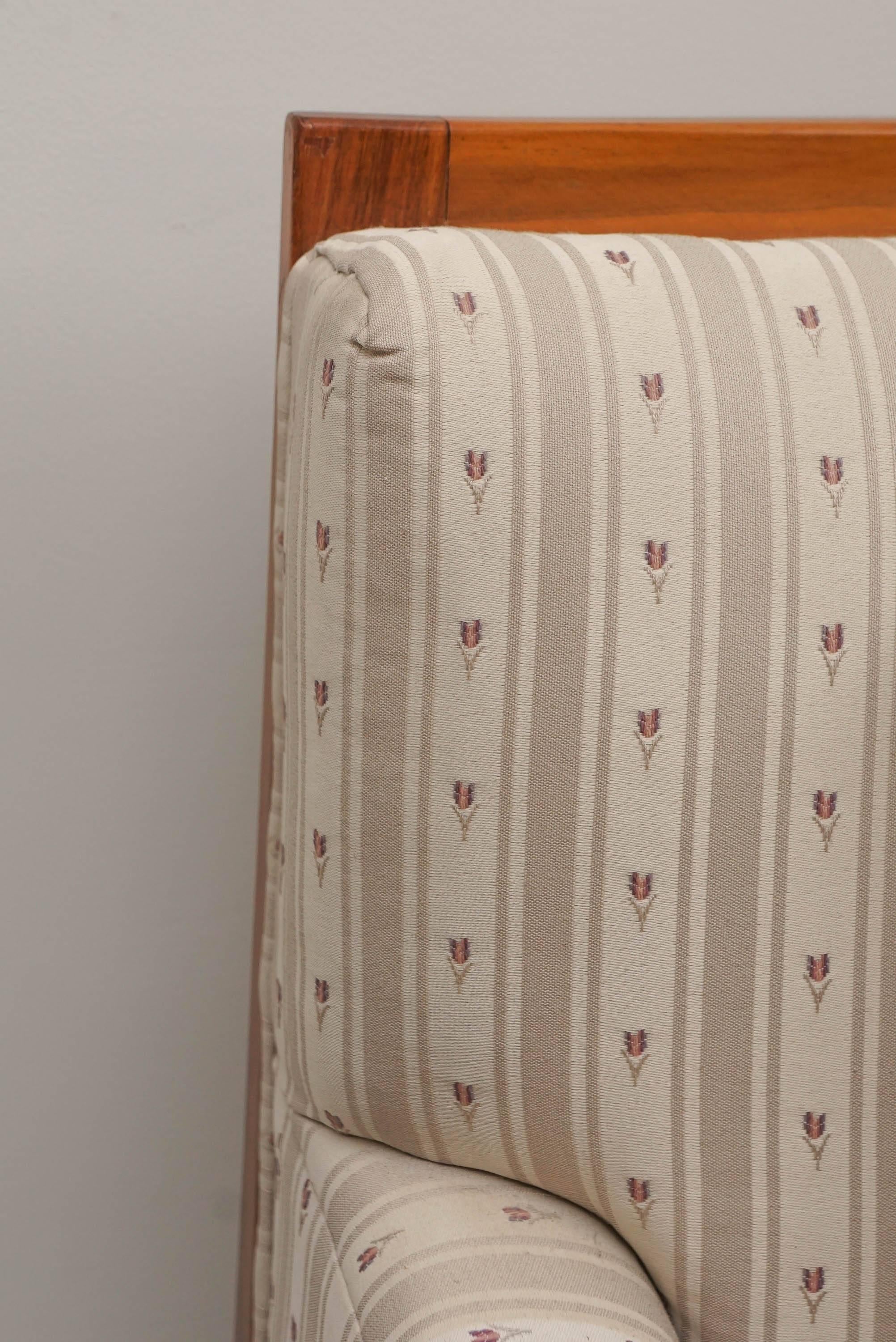 sofas with wood trim