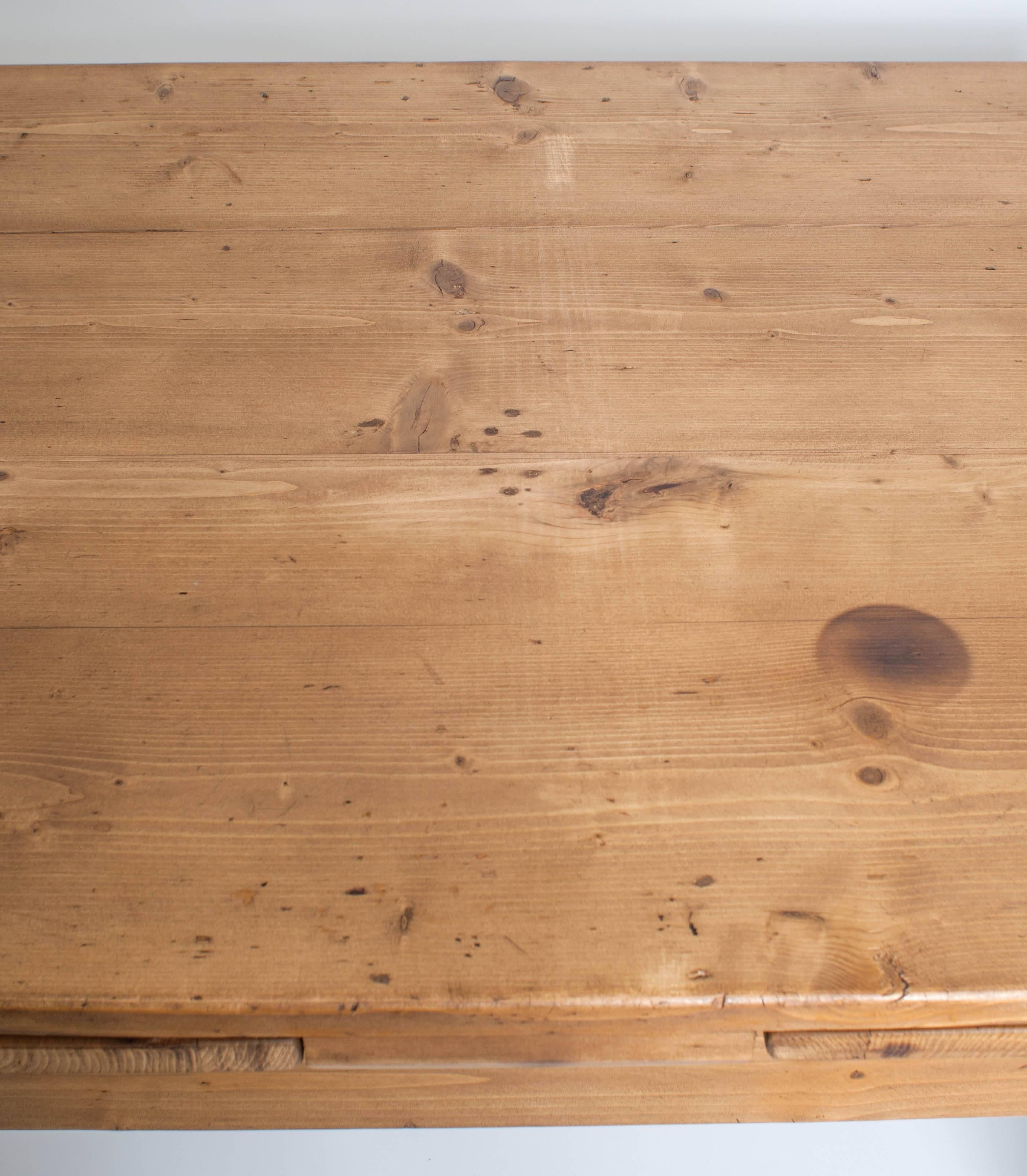 draw leaf table
