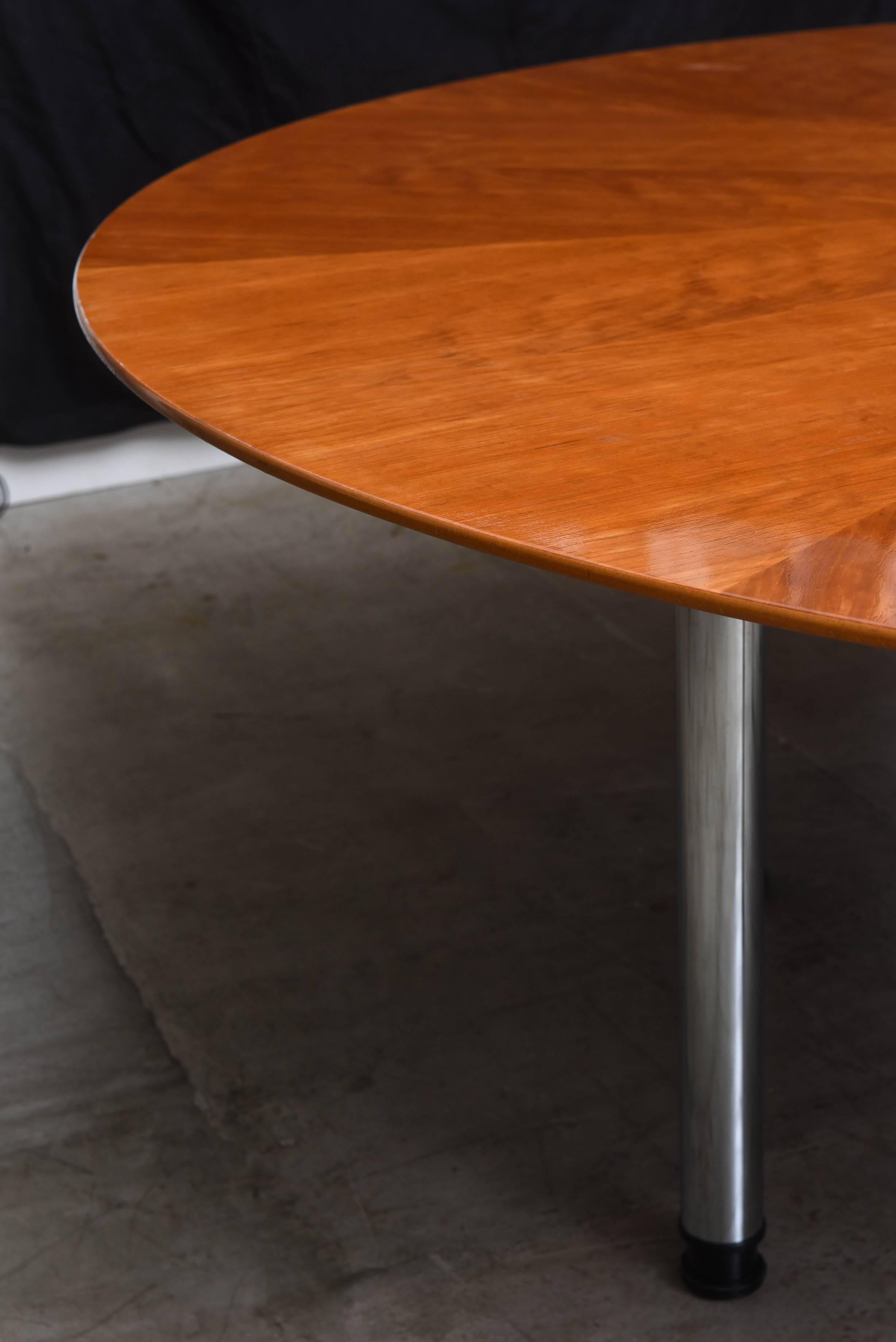 Swedish Circular Large Dining Table, Klaus Wettergren, 1970s In Good Condition For Sale In West Palm Beach, FL