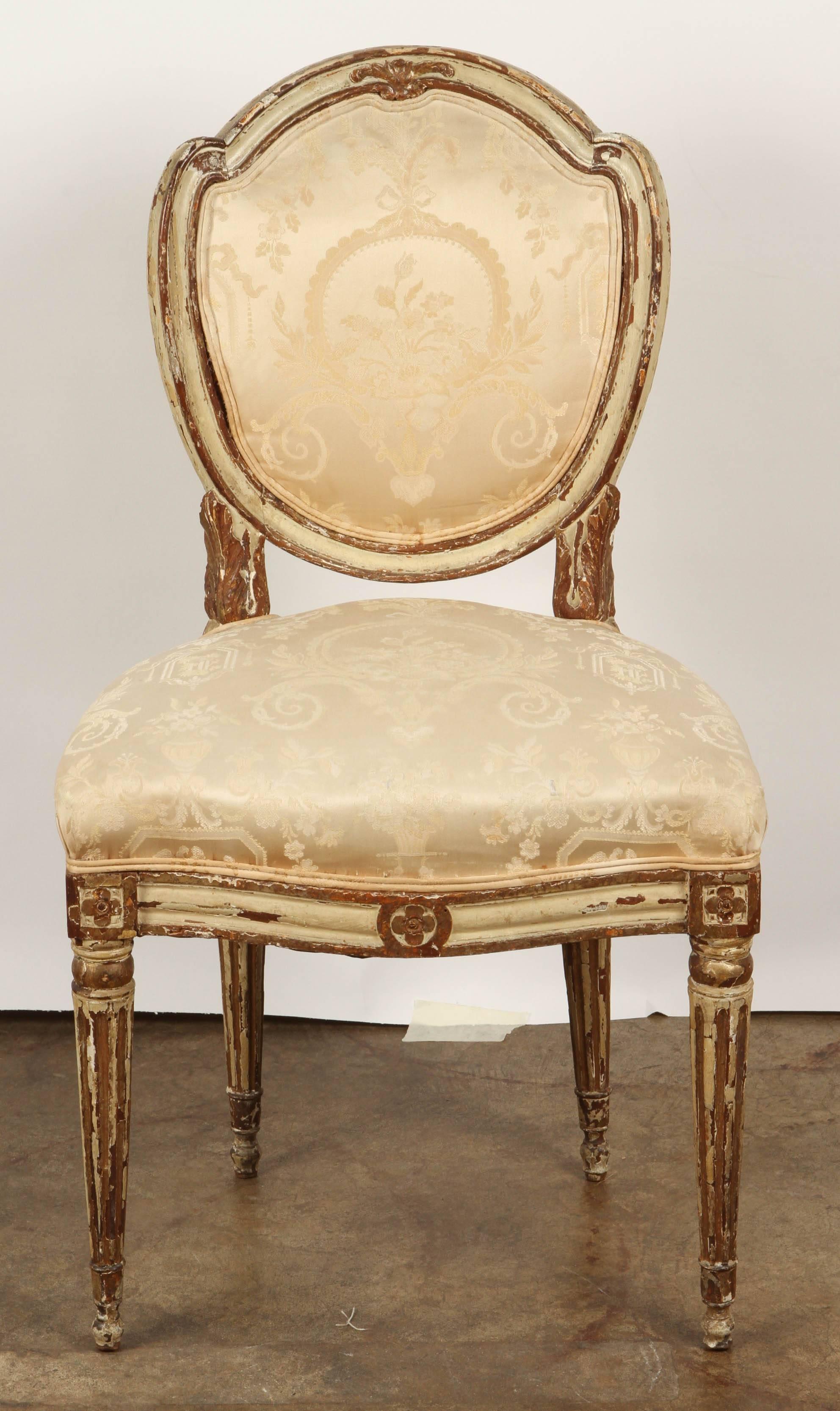 Neoclassical Cream Painted and Parcel Gilt Chair In Good Condition In Pasadena, CA