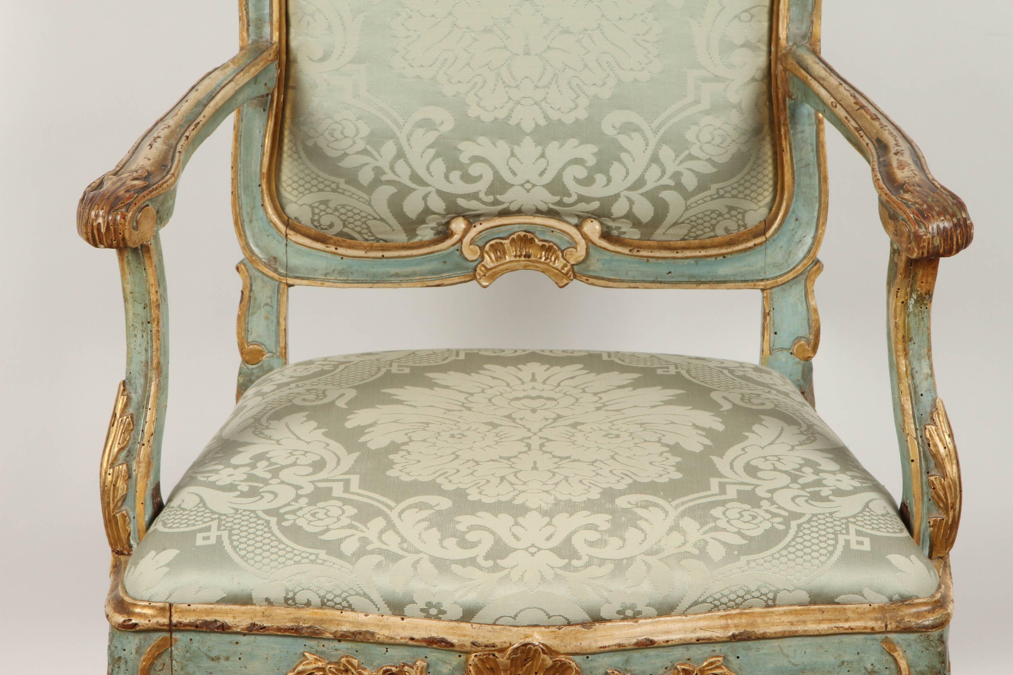 Fine Venetian Rococo Arm Chair In Good Condition In Pasadena, CA