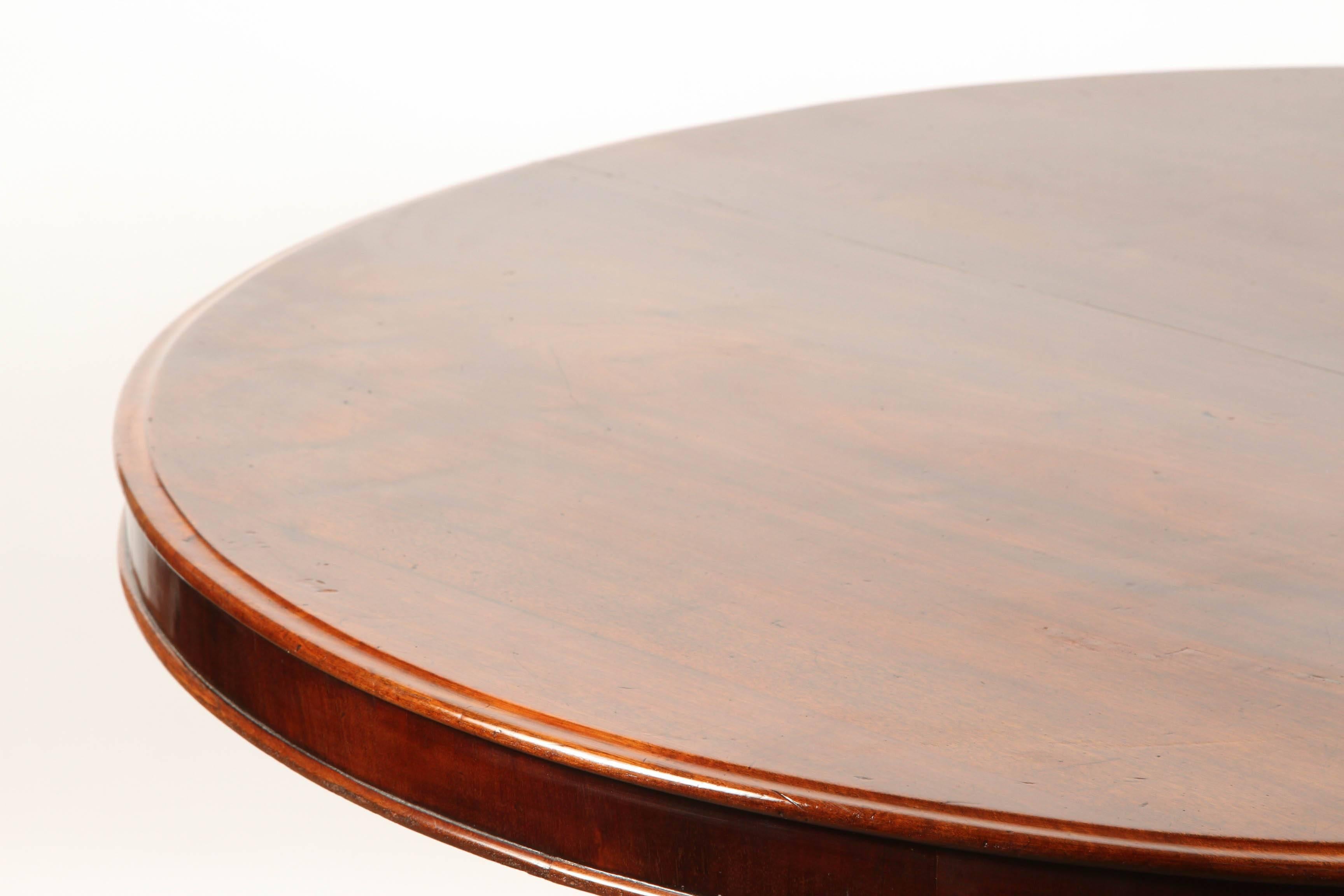 English Regency Mahogany Pedestal Table