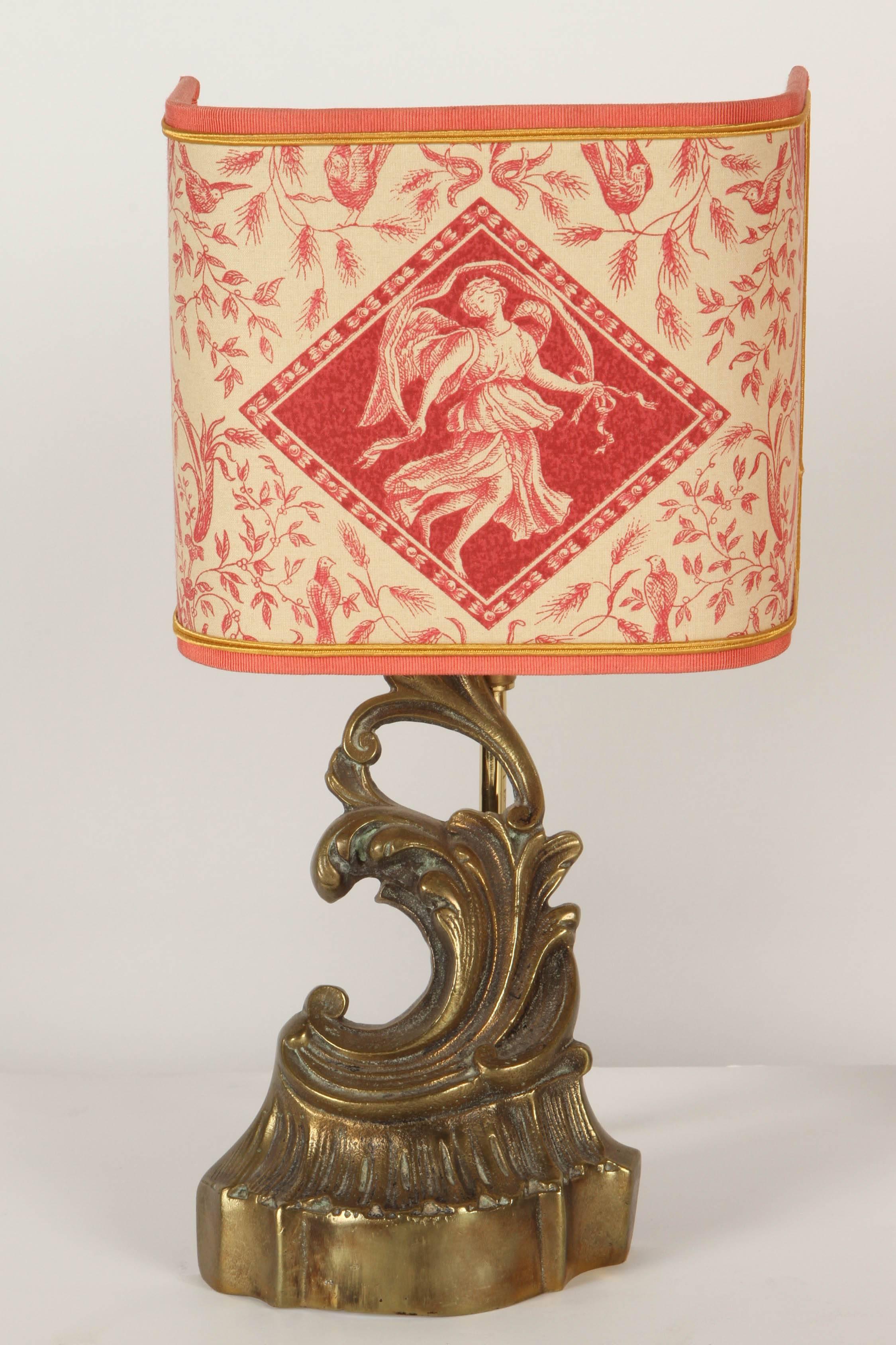 Rococo Paire de lampes de chevalet françaises du 19ème siècle en vente