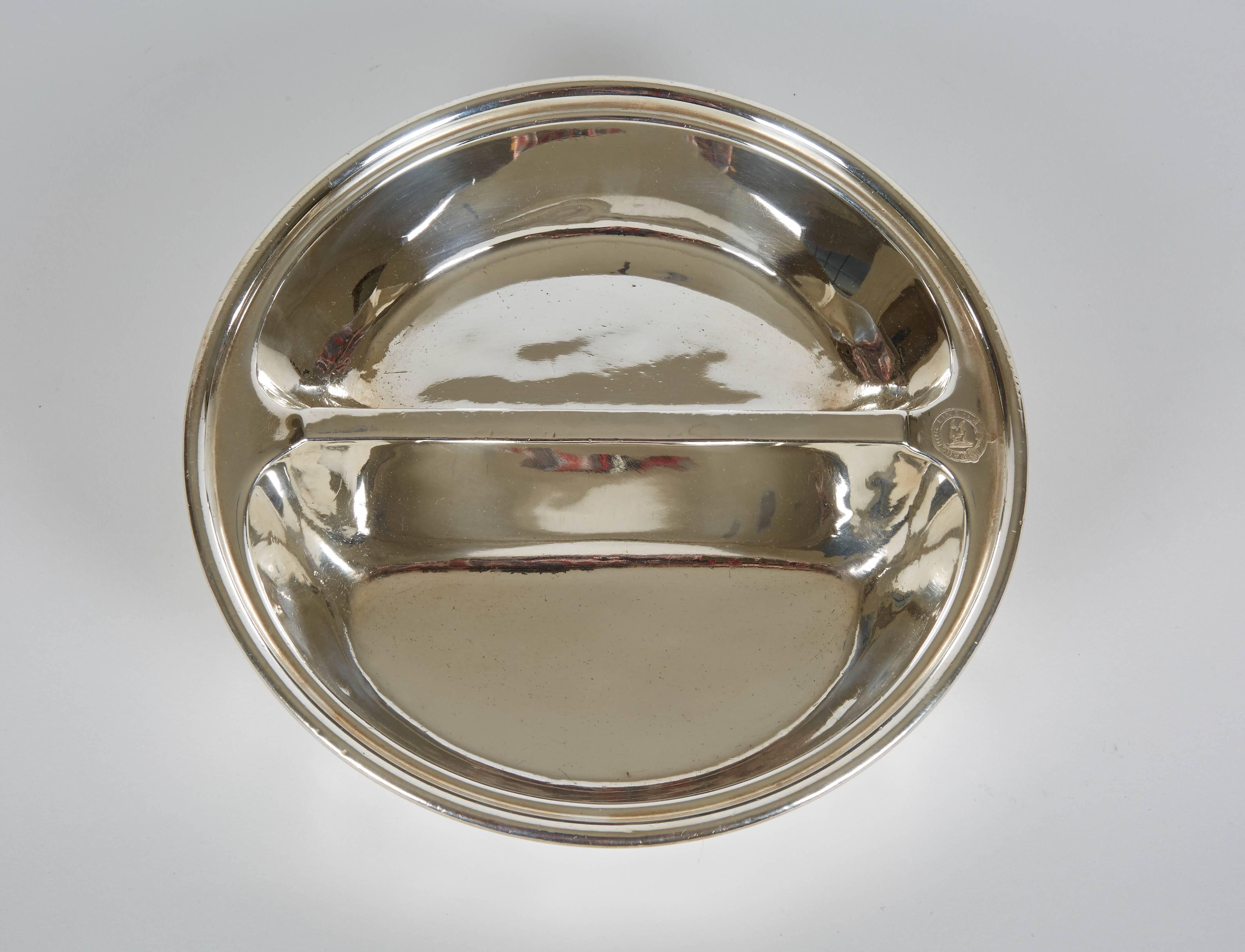 English Vintage Hotel Silver Round Serving Dish For Sale