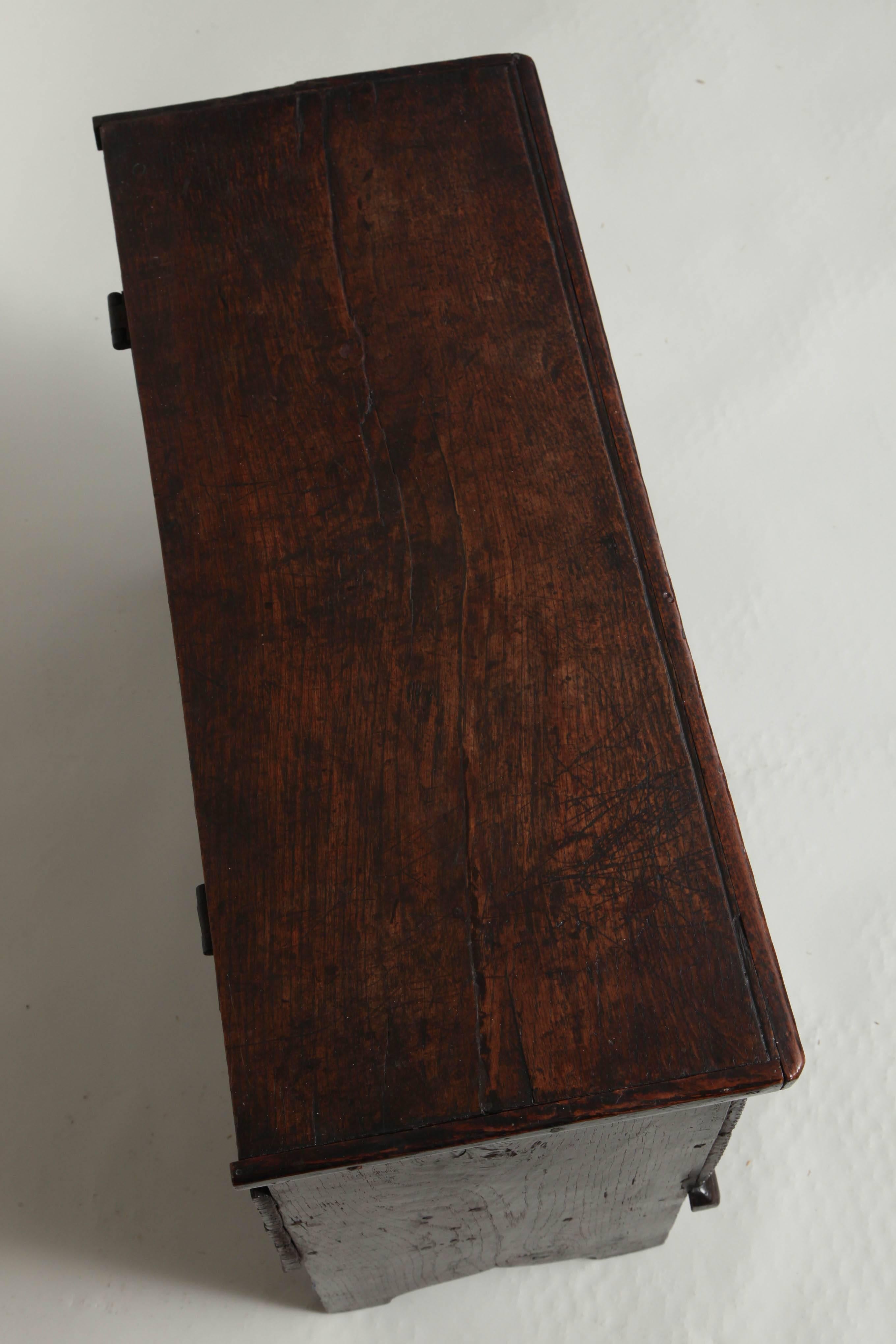 17th Century Diminutive Boarded Coffer 1
