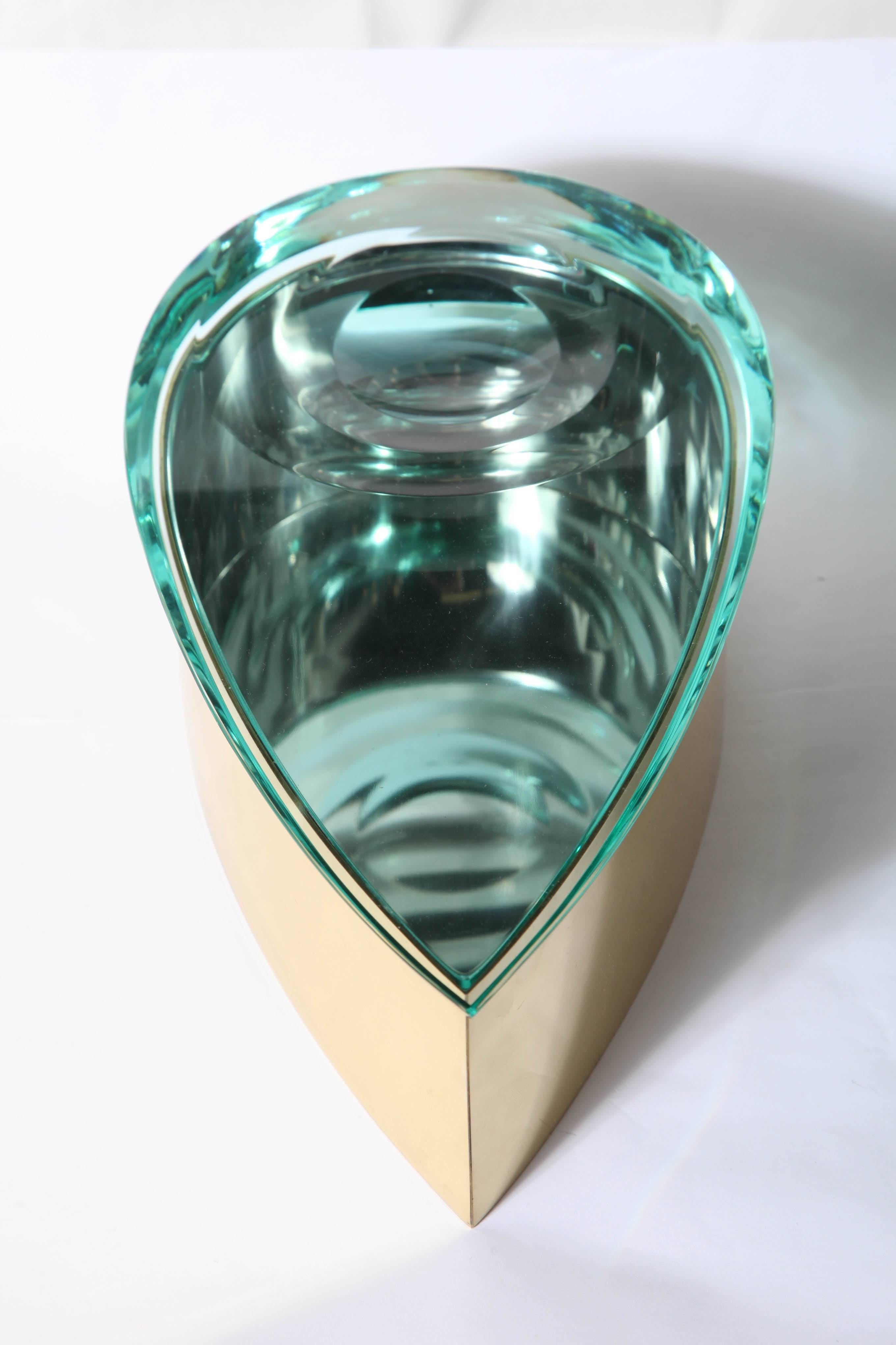 Modern Sculptured Glass Box by R. Rida made in Italy For Sale